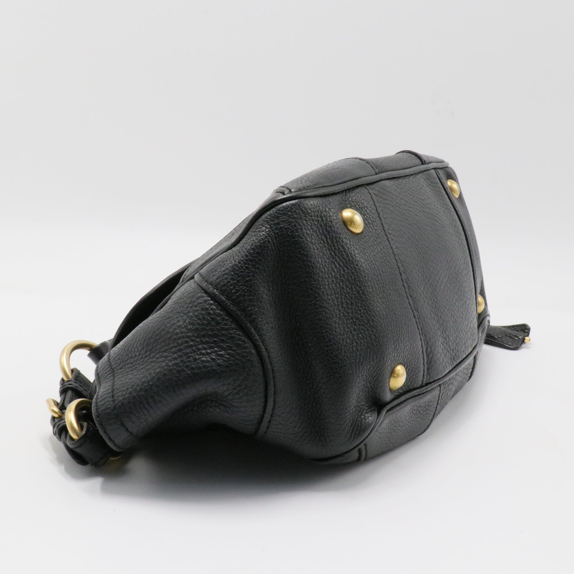 Vitello Daino Sound Lock Handbag