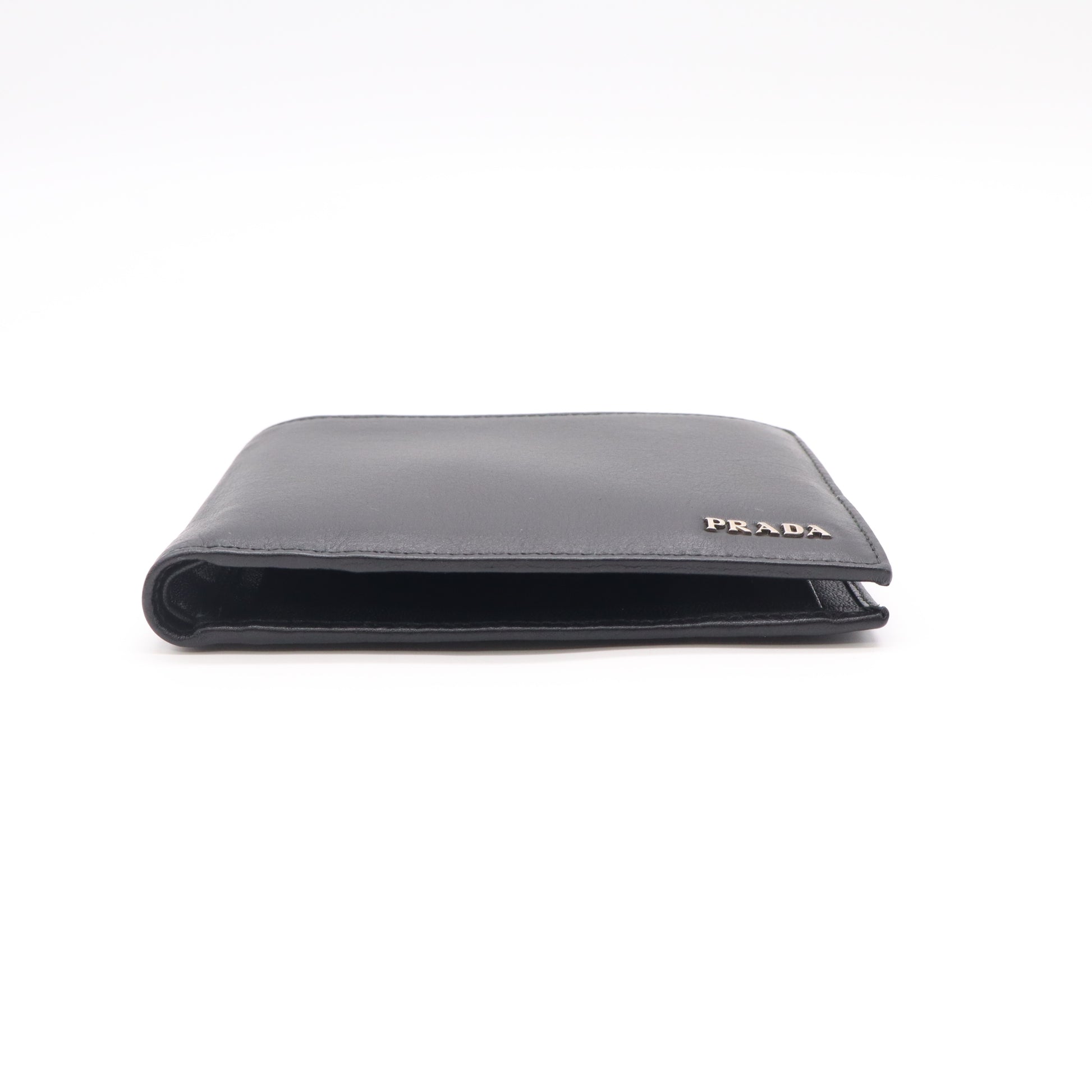 Vitello Grain Bi-Fold Wallet Black W23045