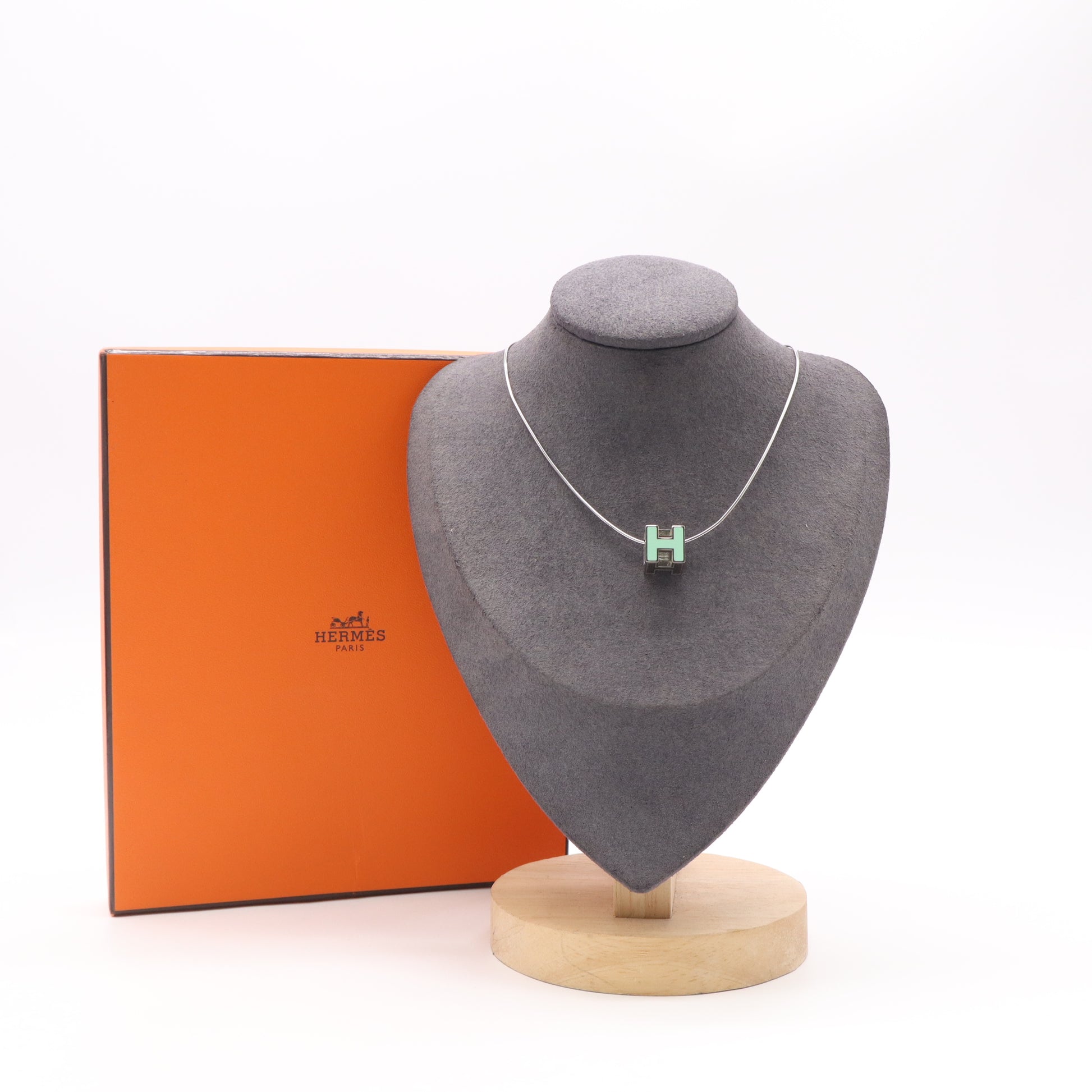 Hermès Cage d'H "H-Cube" pendant necklace W23035