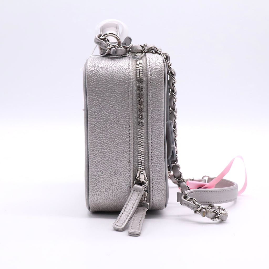 Filigree Vanity Case Quilted Metallic Caviar Medium Twins LDJ2722