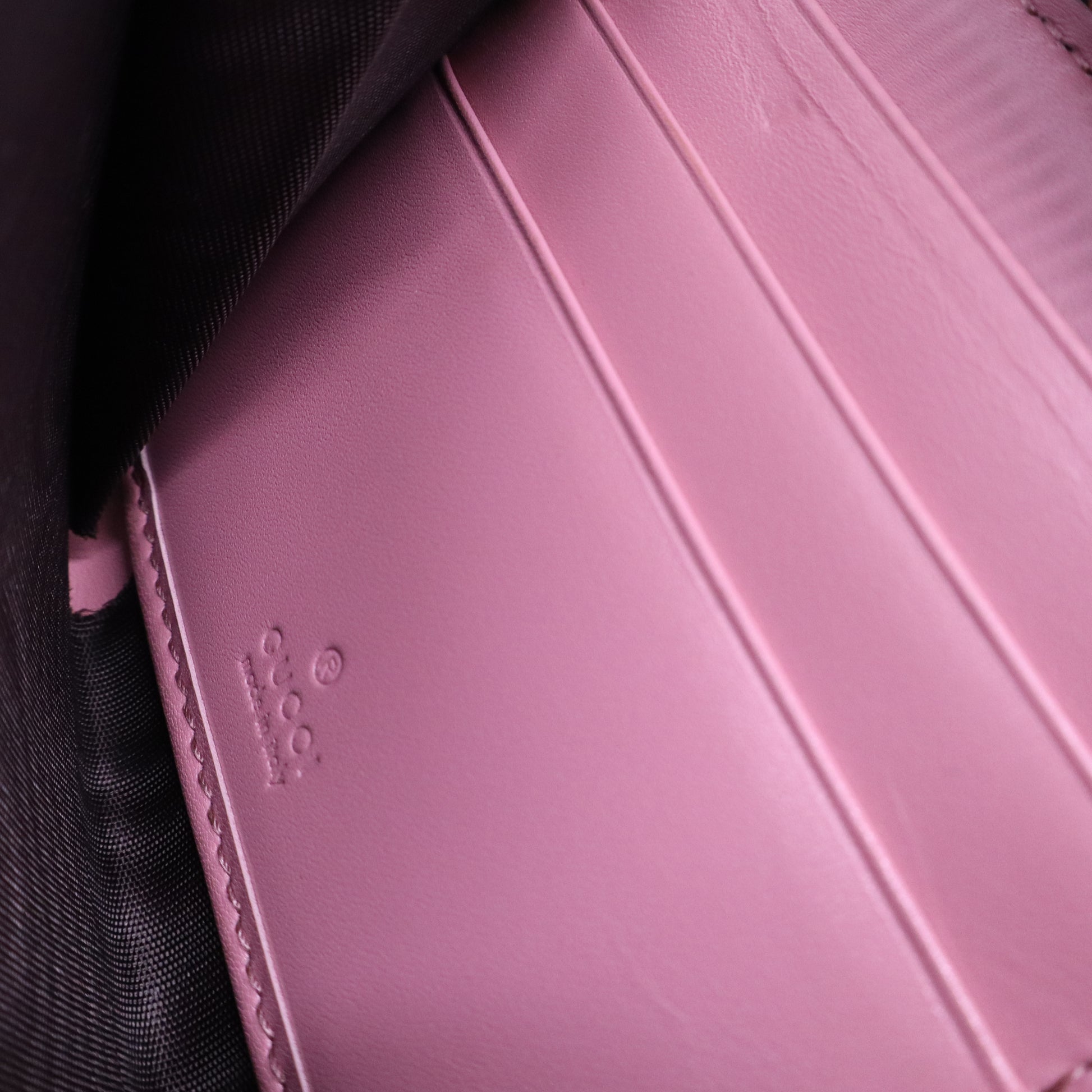 Guccissima Icon Zip Around Wallet Carmine Rose W20766
