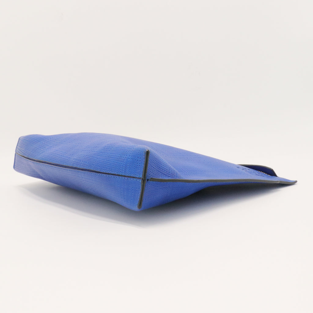 T Pouch