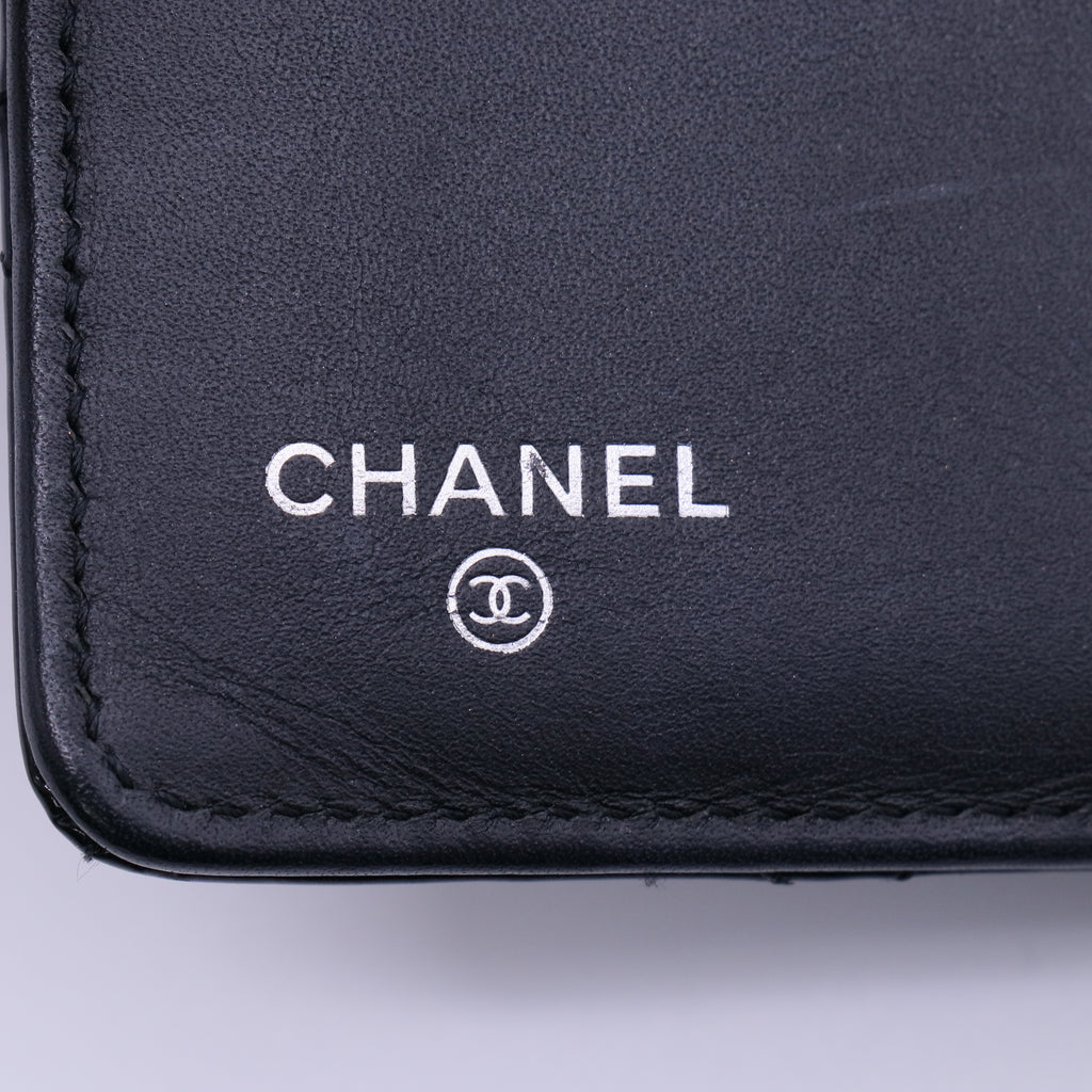 Chanel Brilliant Patent Quilted Flap Compact Wallet W21255