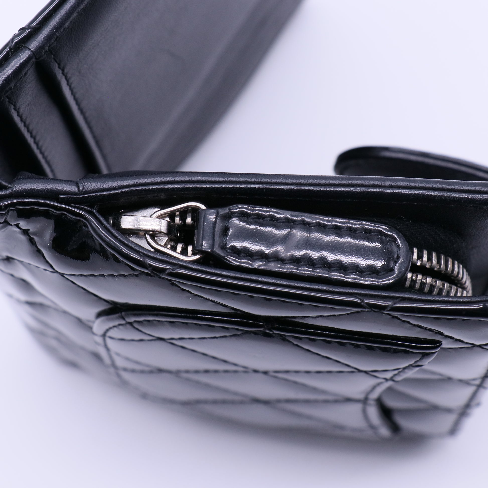Chanel Brilliant Patent Quilted Flap Compact Wallet W21255