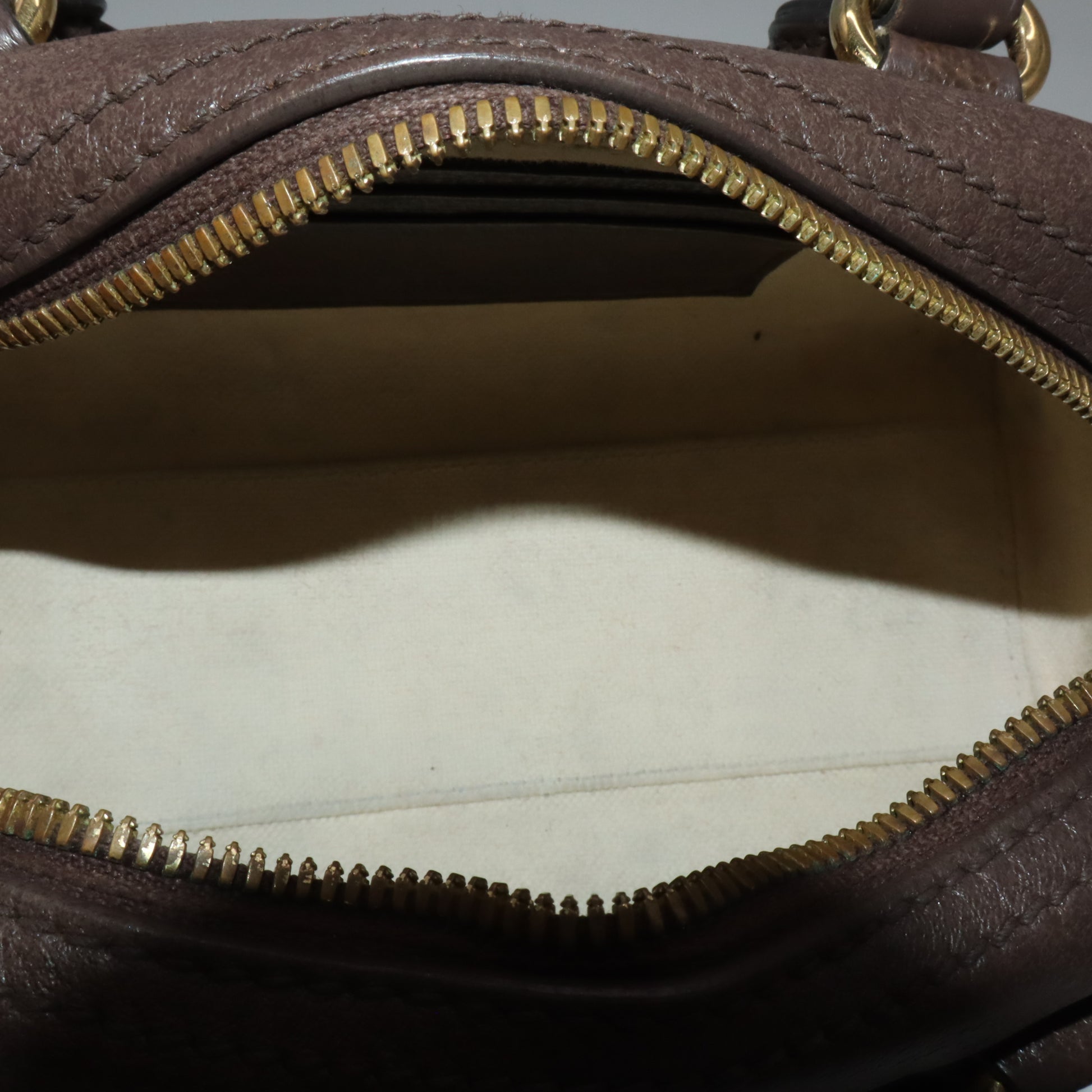 Gucci GG Supreme Monogram Textured Dollar Calfskin Web Mini Ophidia Top Handle Bowler Bag Beige Ebony New Acero twins LDJ5552