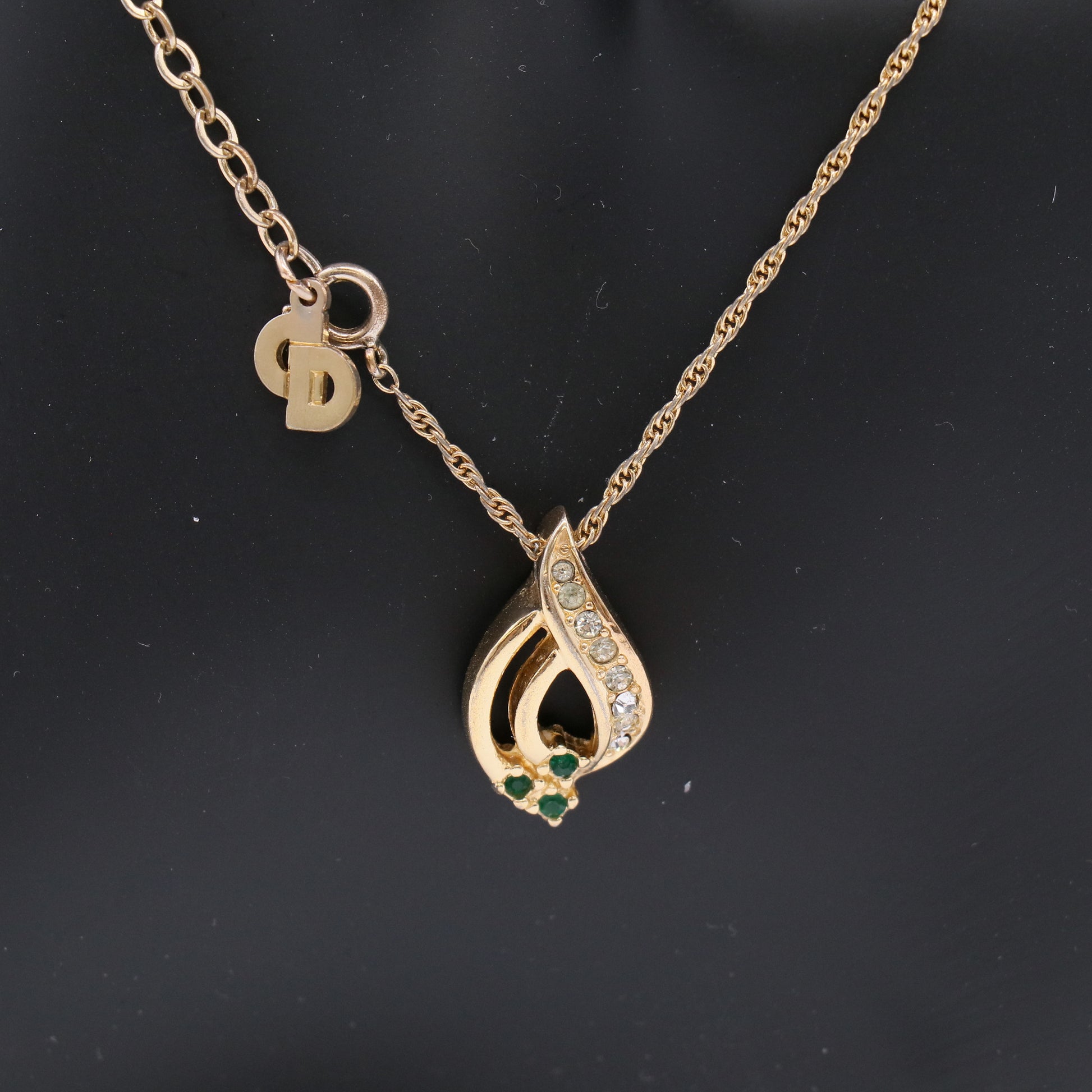 Christian Dior Vintage Gold Plated Rhinestone Leaf Teardrop Necklace twins LDZ343