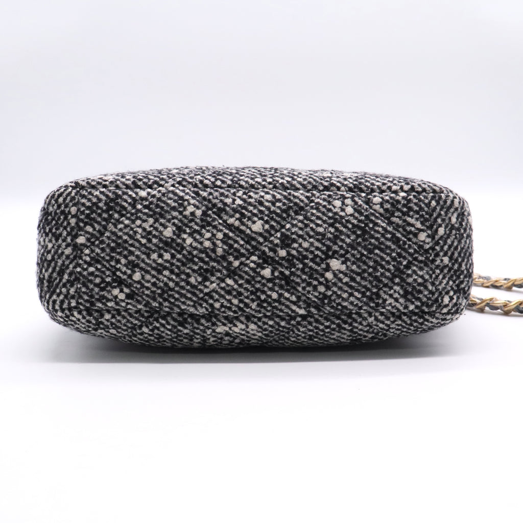 19 Flap Bag Quilted Tweed Medium Twins LDJ2717