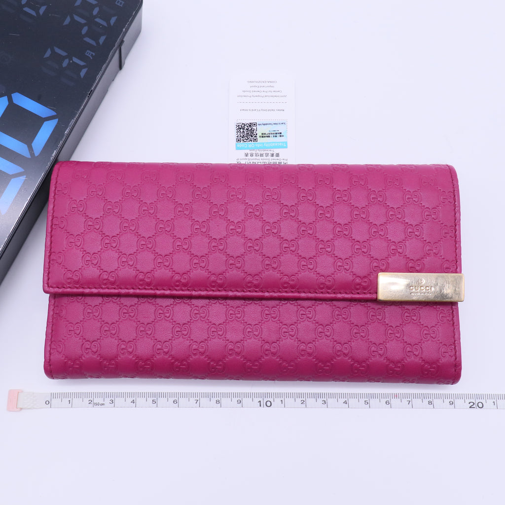 Gucci Microguccissima Leather Metal Bar Continental Flap Wallet Pink W21283