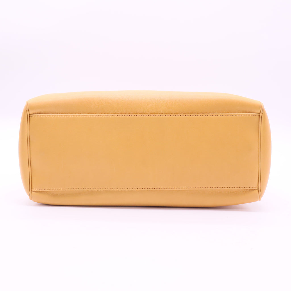 Soft 16 Bag Grained Calfskin Medium Twins