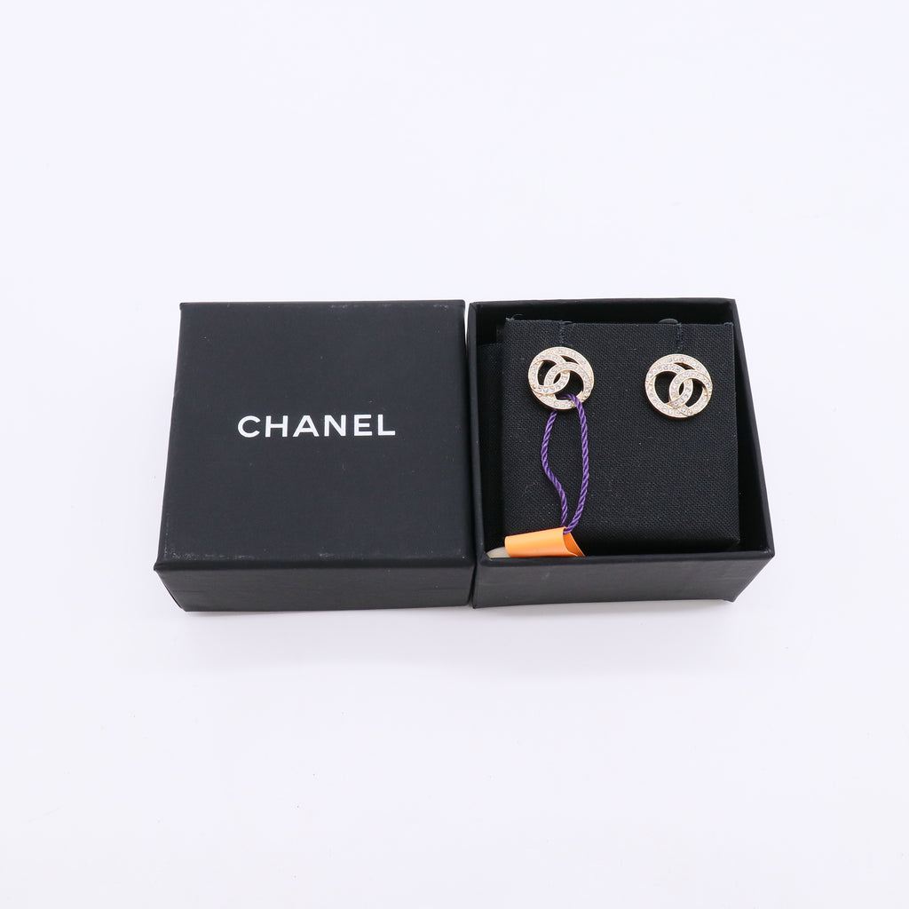 Chanel Gold CC Round Crystal Piercing Earrings twins LDZ293