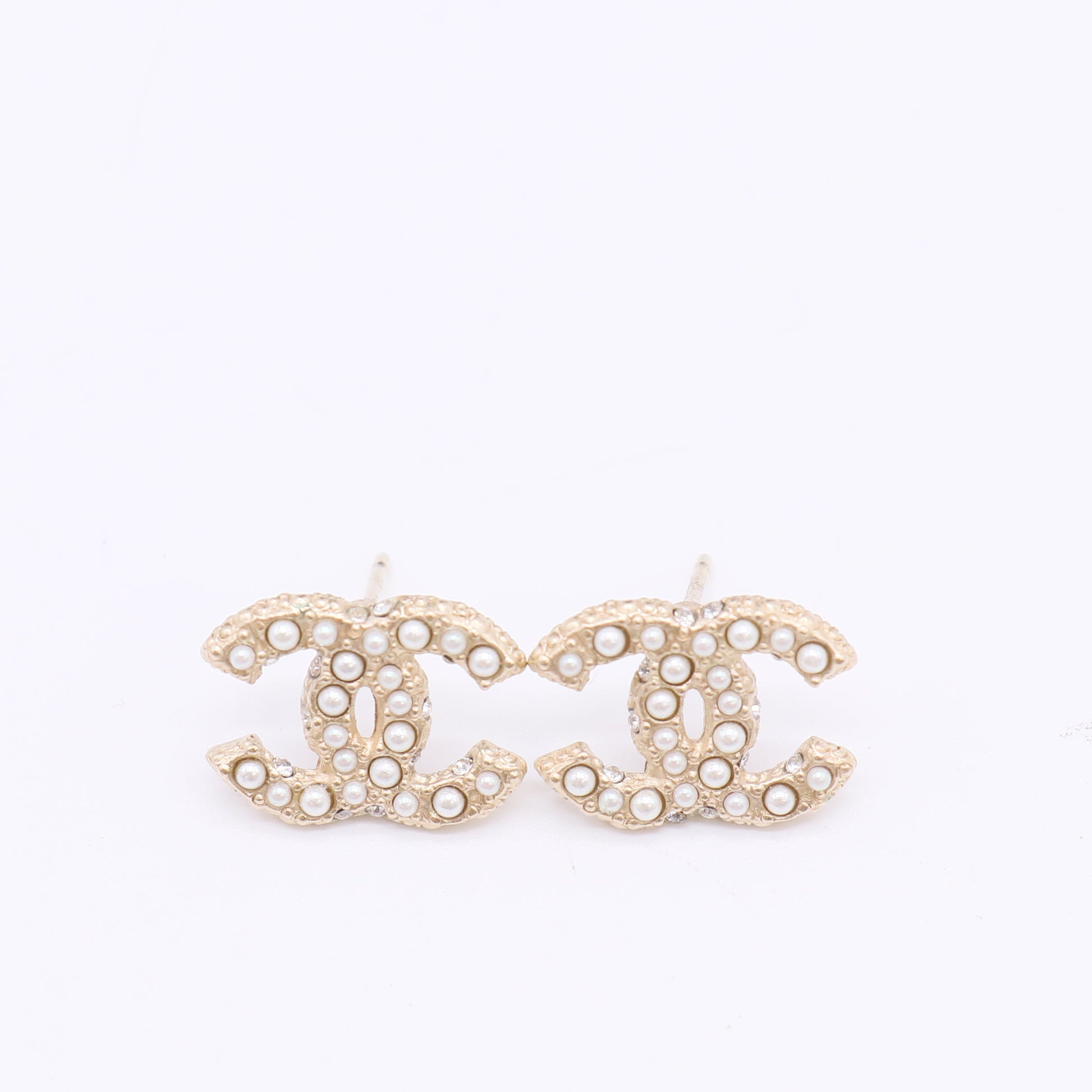 Chanel Pearl Crystal CC Stud Earrings twins LDZ331