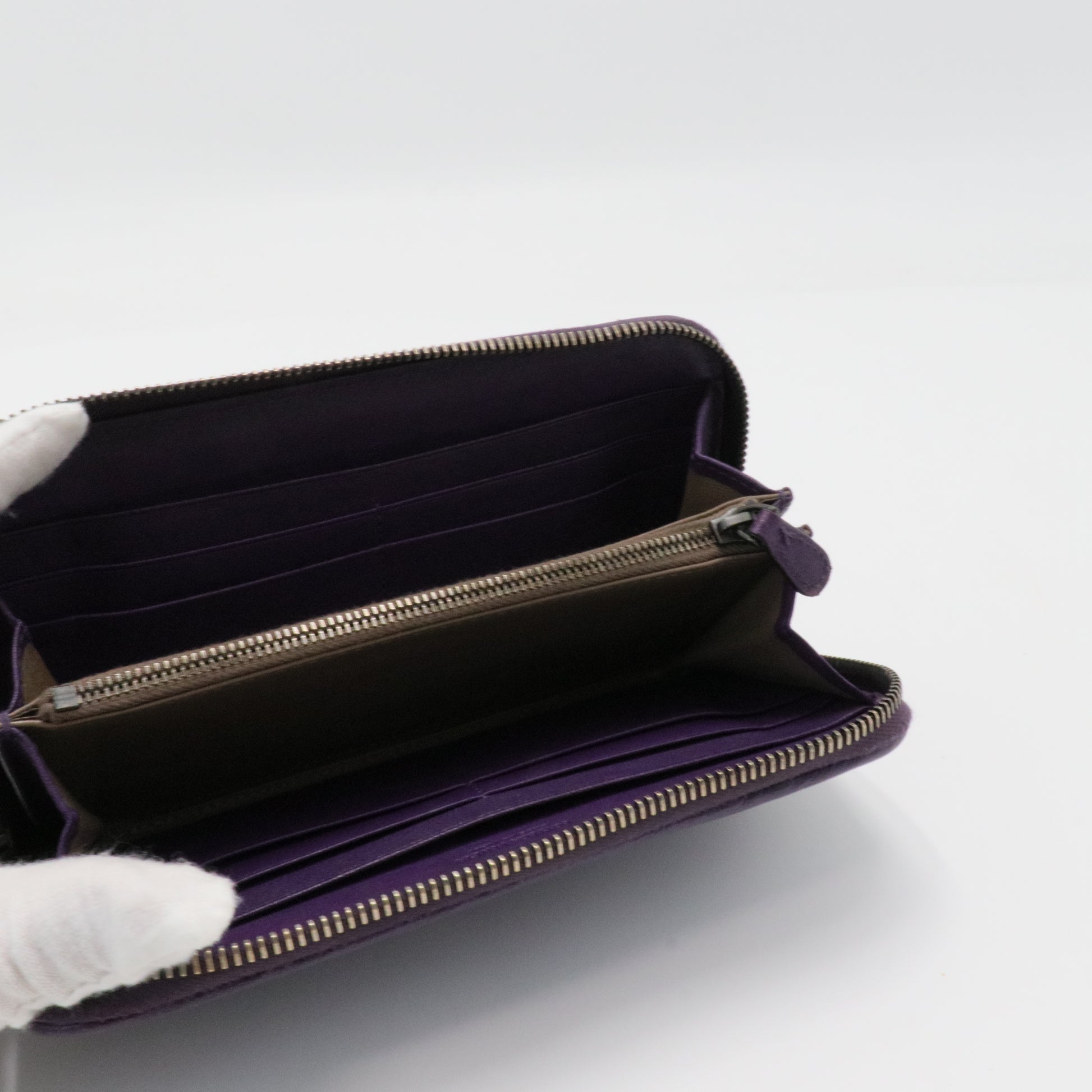 Intrecciato Weave Lambskin Continental Wallet