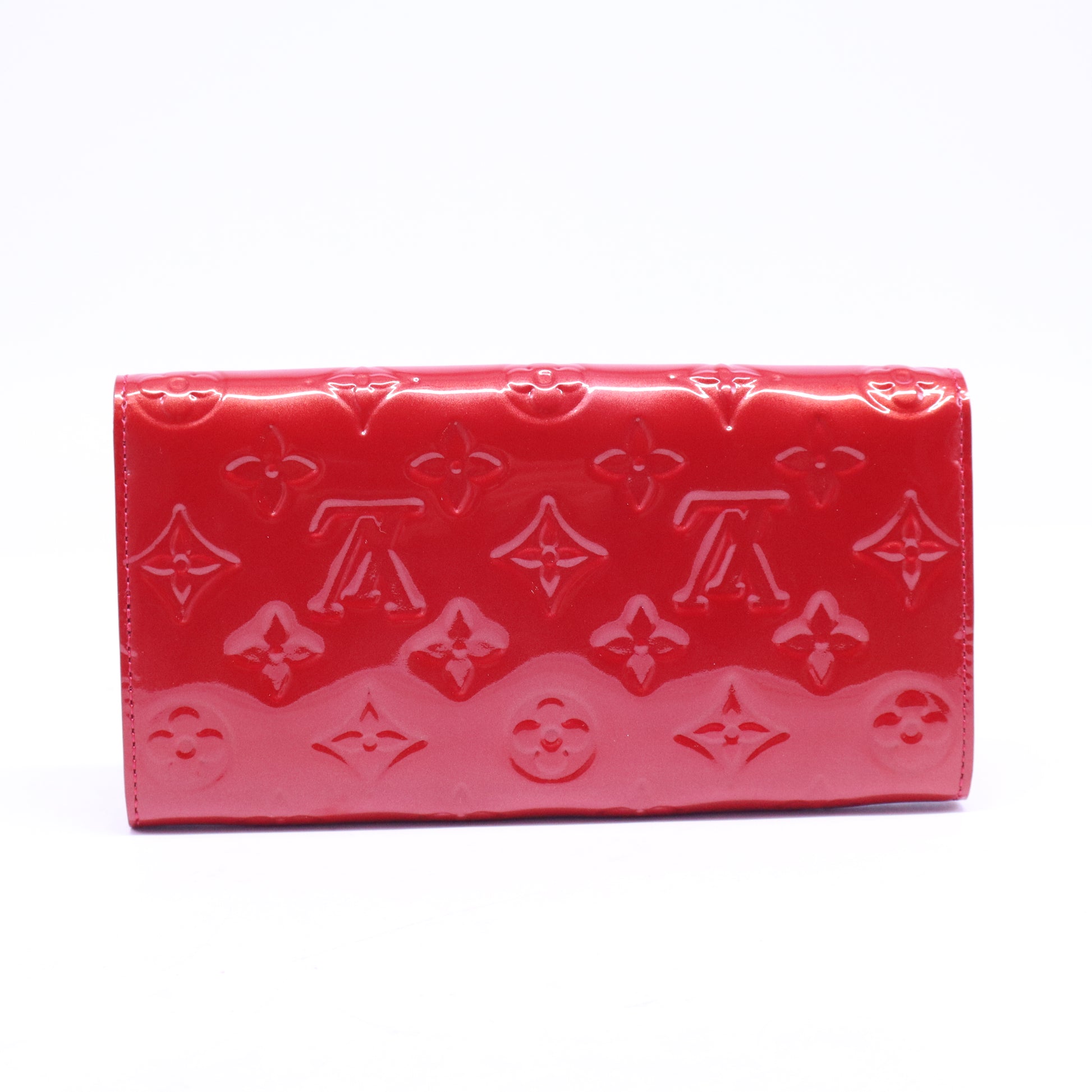 2010 Vernis Patent Leather Sarah Wallet W20670