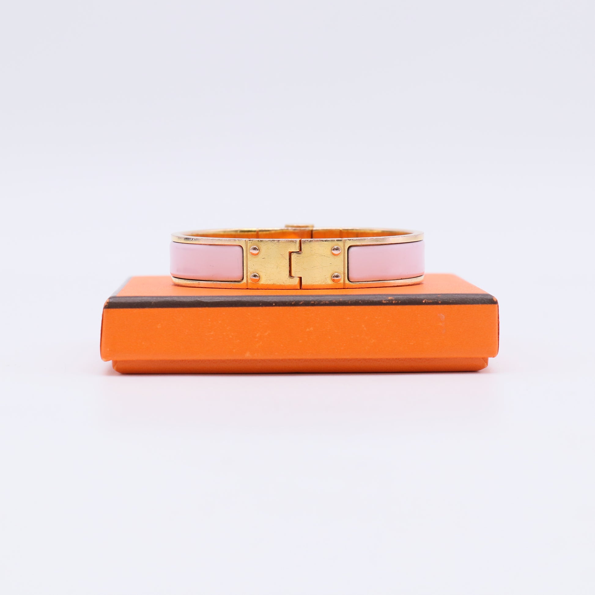 Hermes Enamel Charniere Uni Narrow Hinged Bracelet Rose Candeur twins W23029