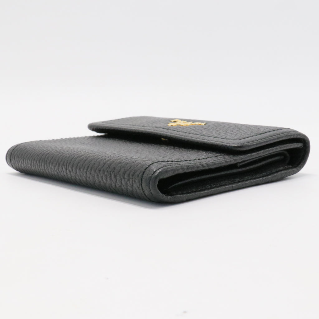 Small Grain Leather Trifold Wallet