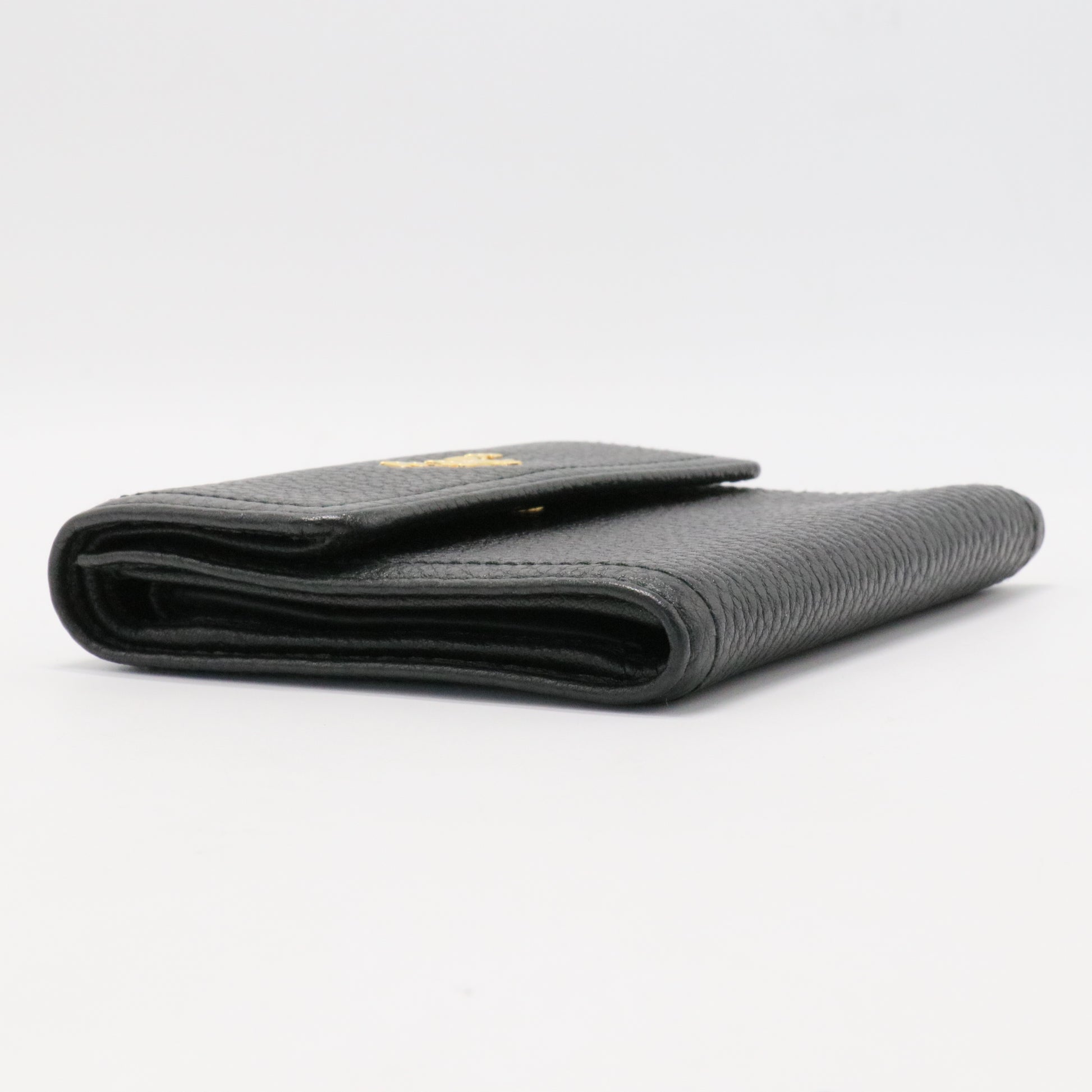 Small Grain Leather Trifold Wallet