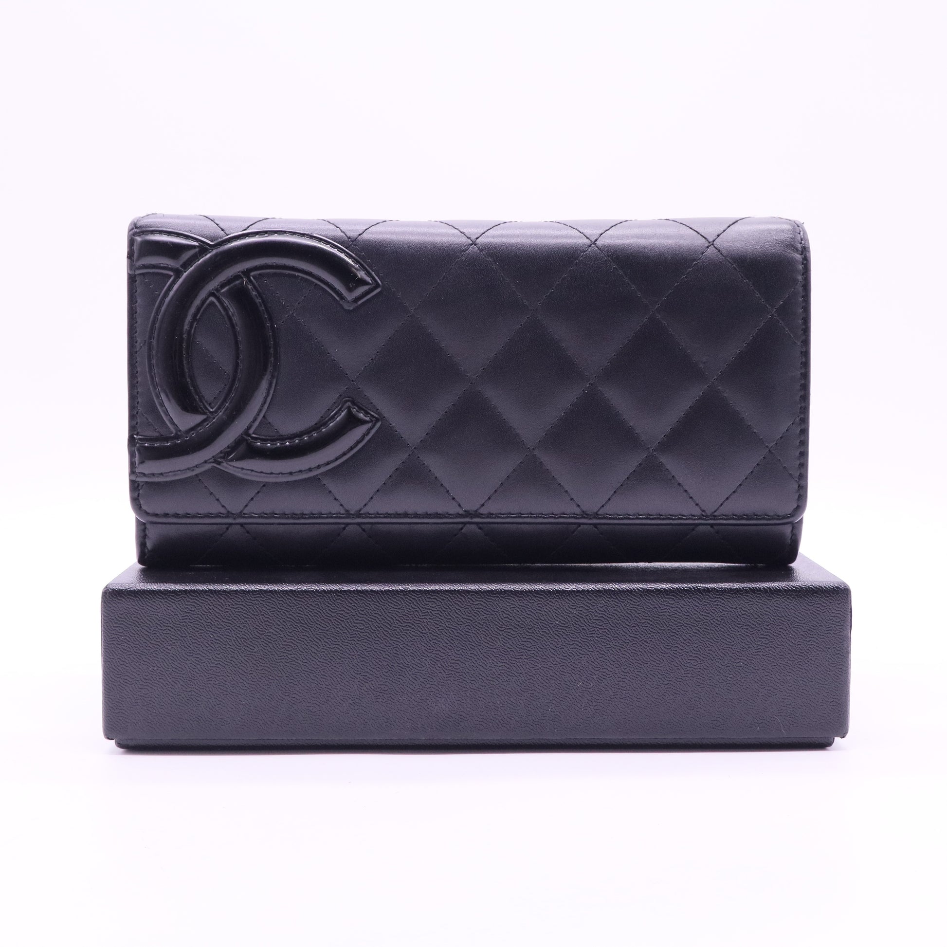 Calfskin Quilted Cambon Gusset Flap Wallet Black