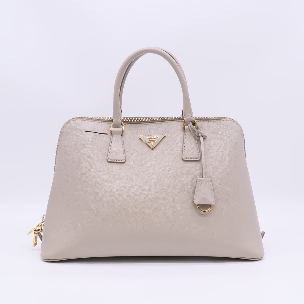 Grey Saffiano Vernice Leather Large Promenade Bag B23578