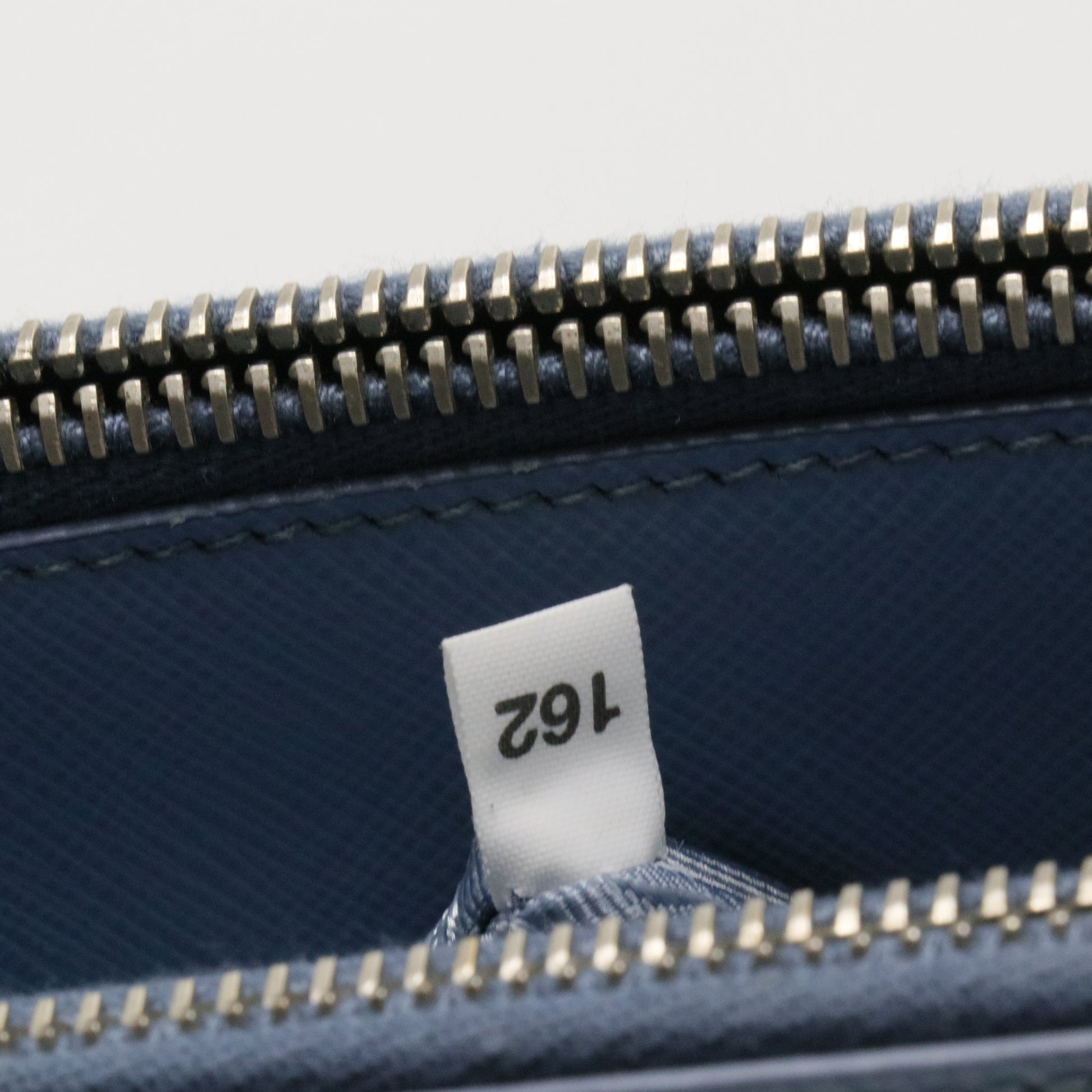 Medium Saffiano Lux Galleria Double Zip Tote