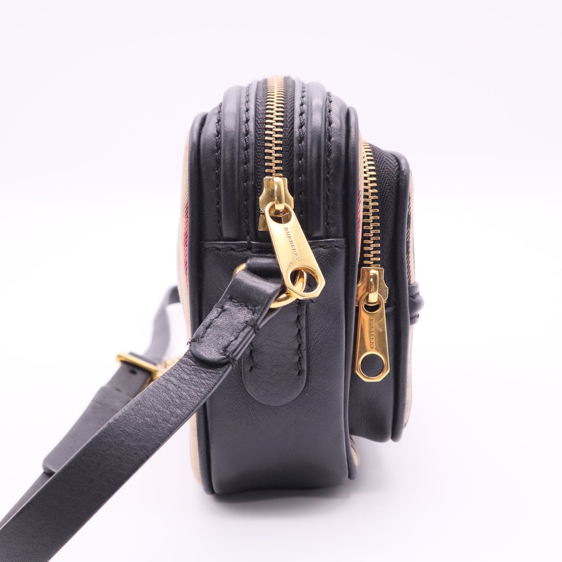 1983 Check Link Camera Bag