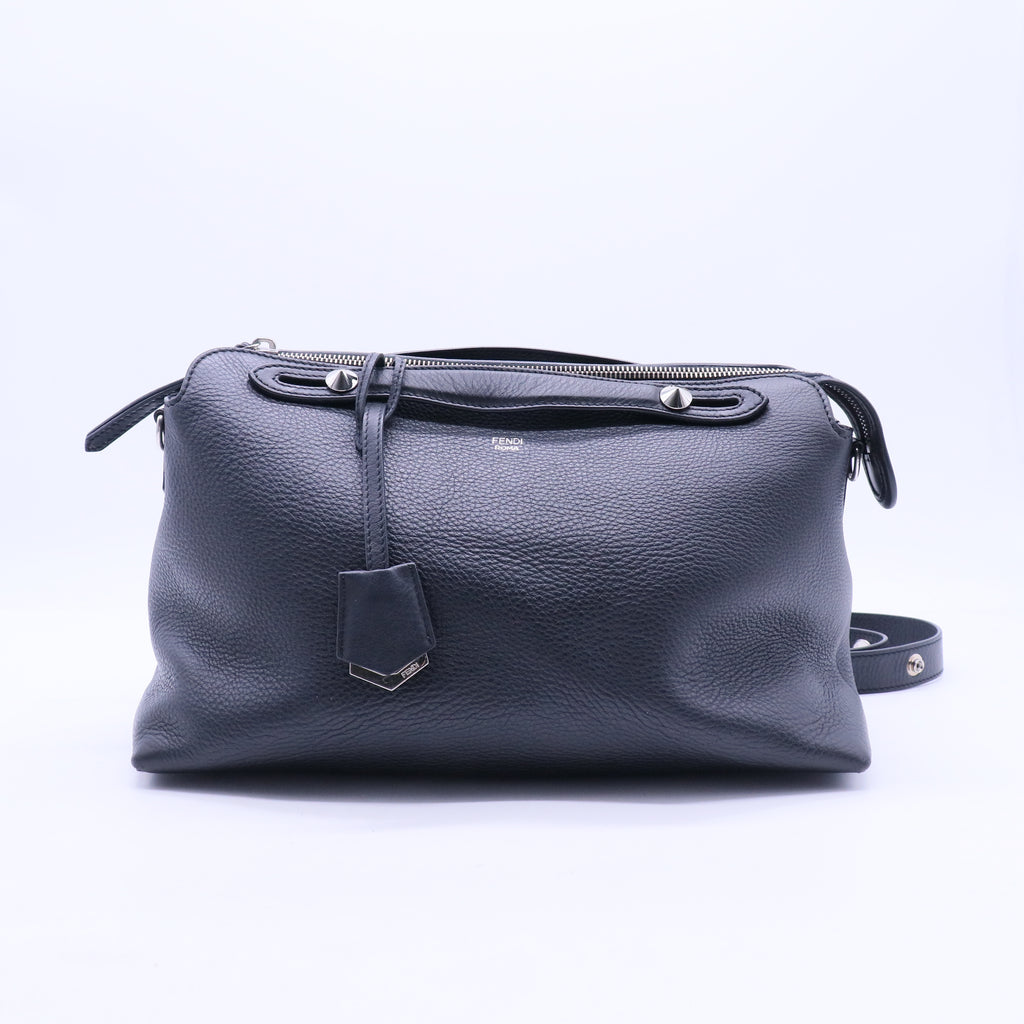 Leather Shoulder Bag B20212