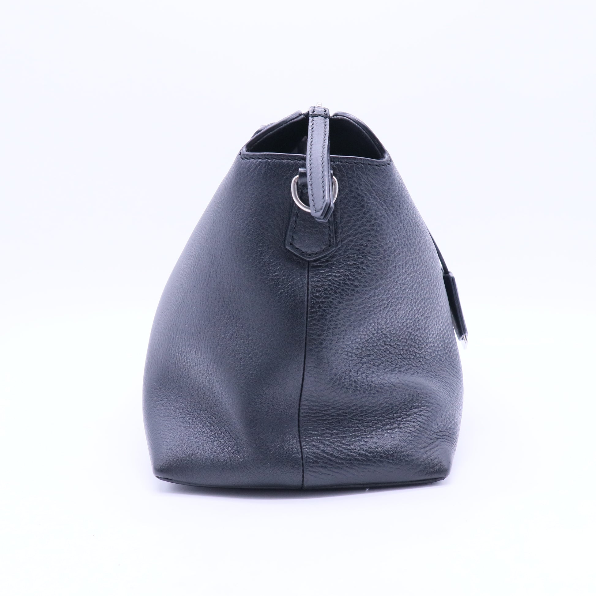 Leather Shoulder Bag B20212