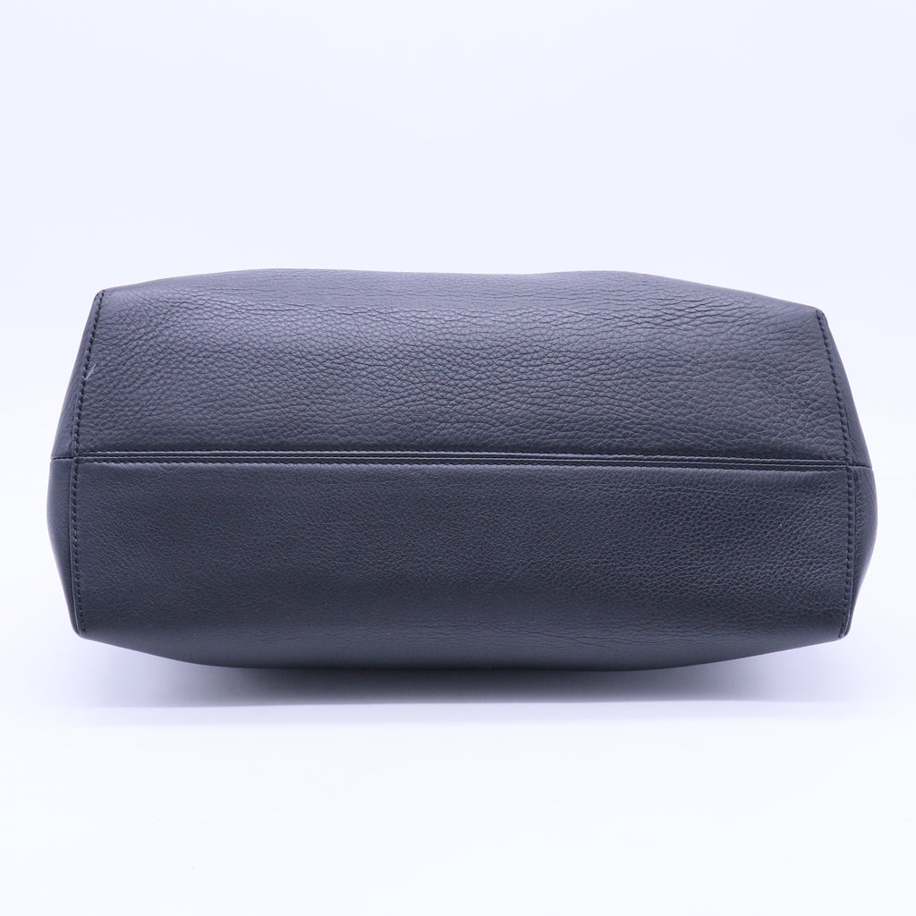 Leather Shoulder Bag B20212