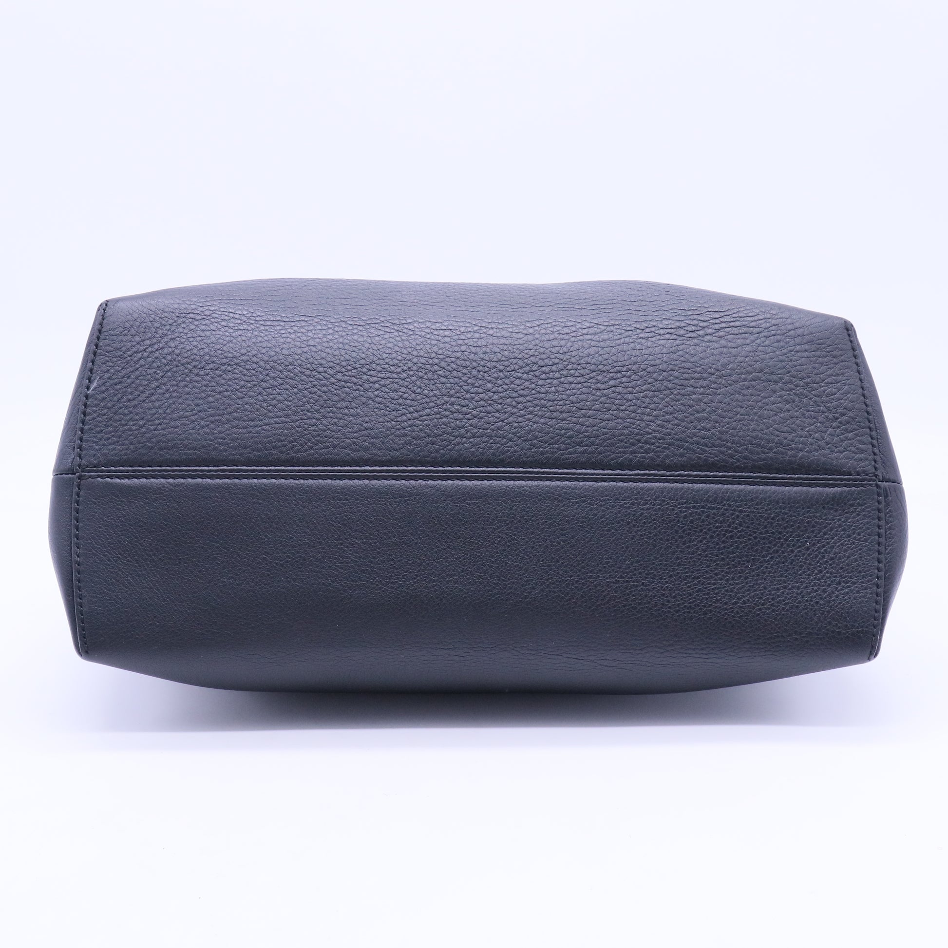 Leather Shoulder Bag B20212