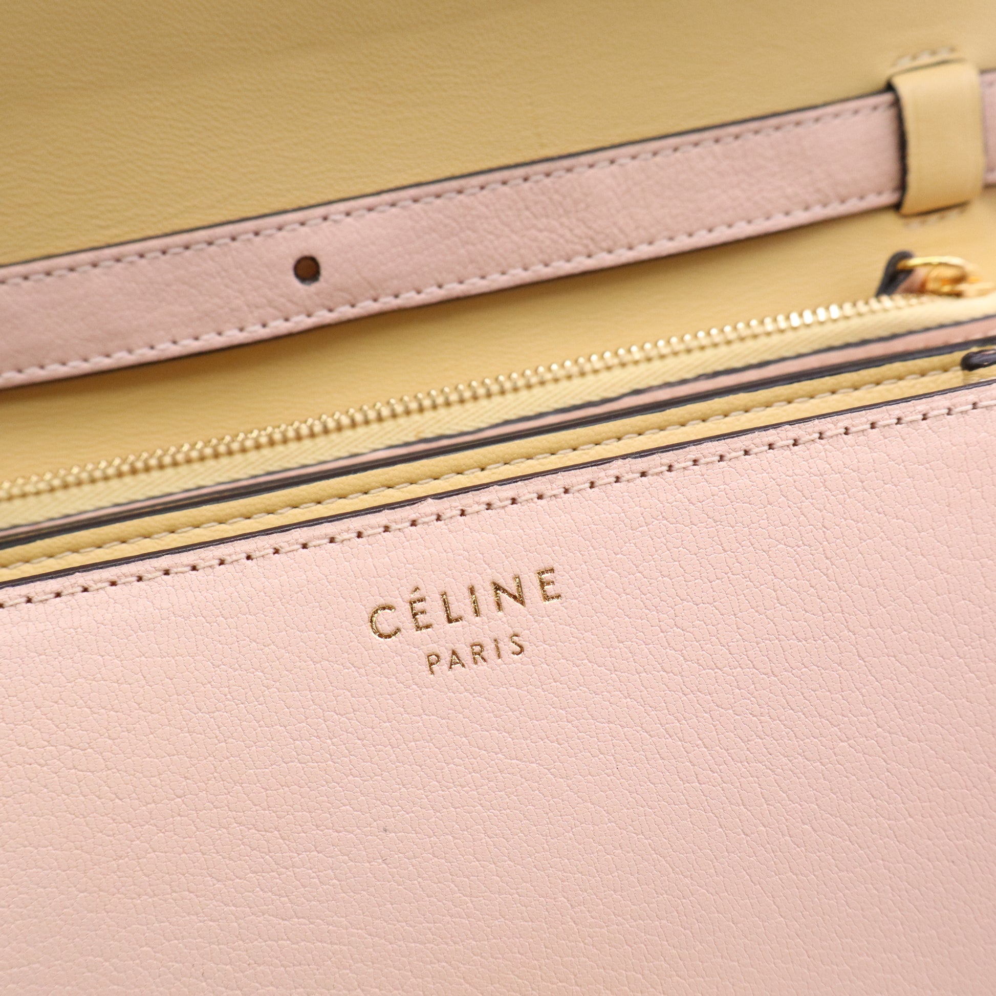 Classic Box Bag Smooth Leather Medium Twins LDJ3556