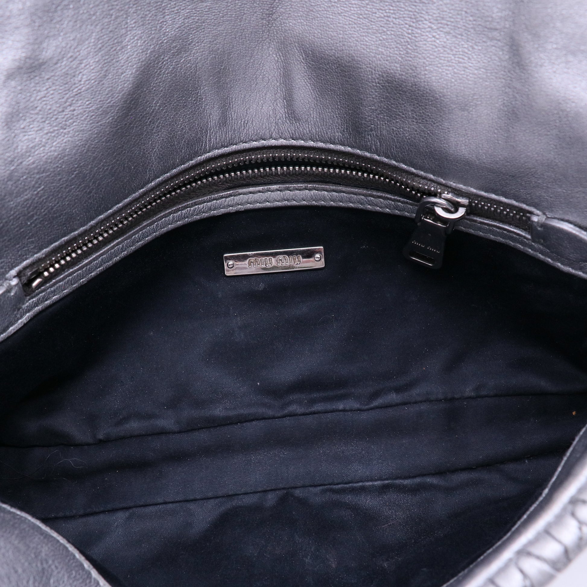 Metallic Silver Matelasse Leather Crystal Shoulder Bag B12259