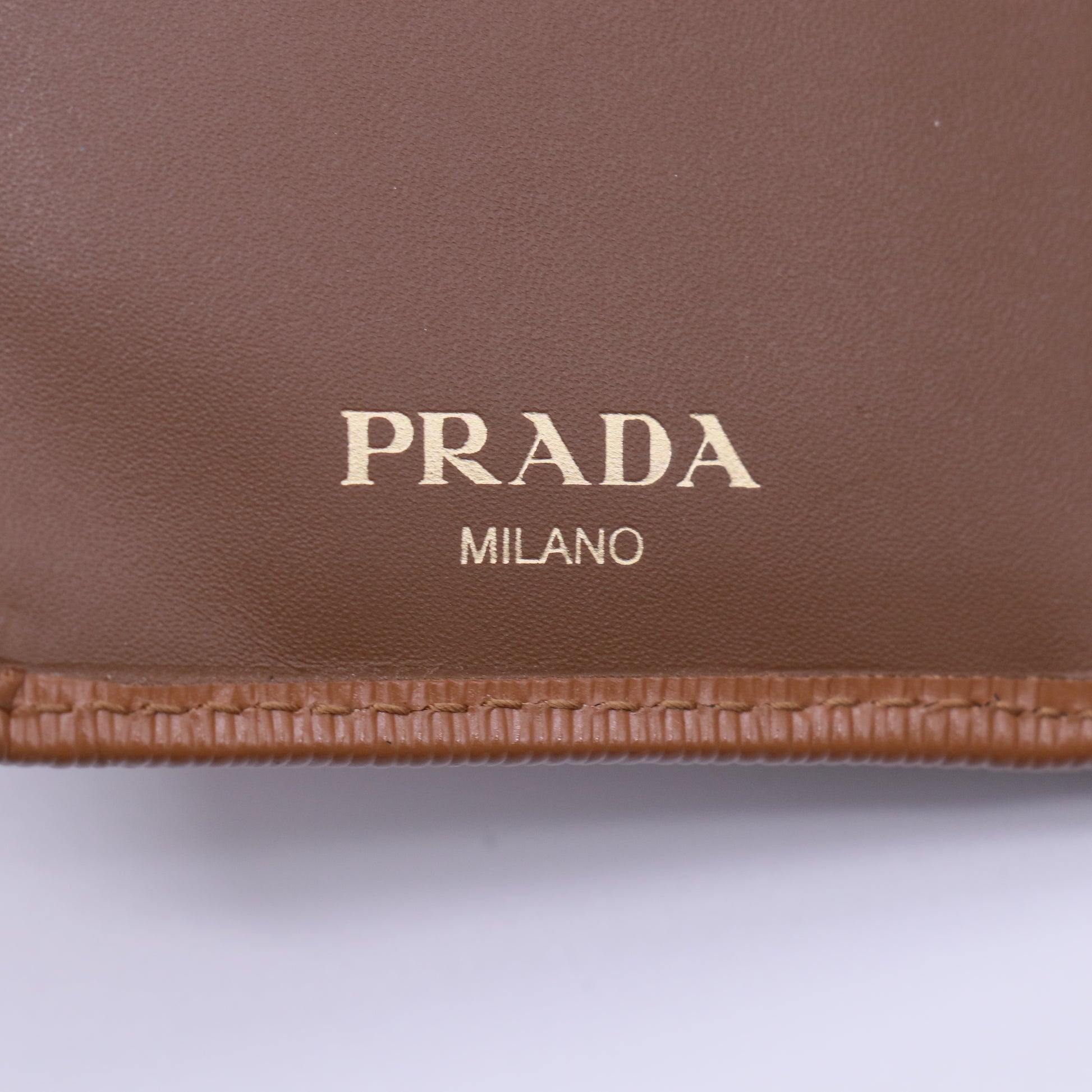Prada Nude Saffiano Metal Leather Lampo Wallet W21482