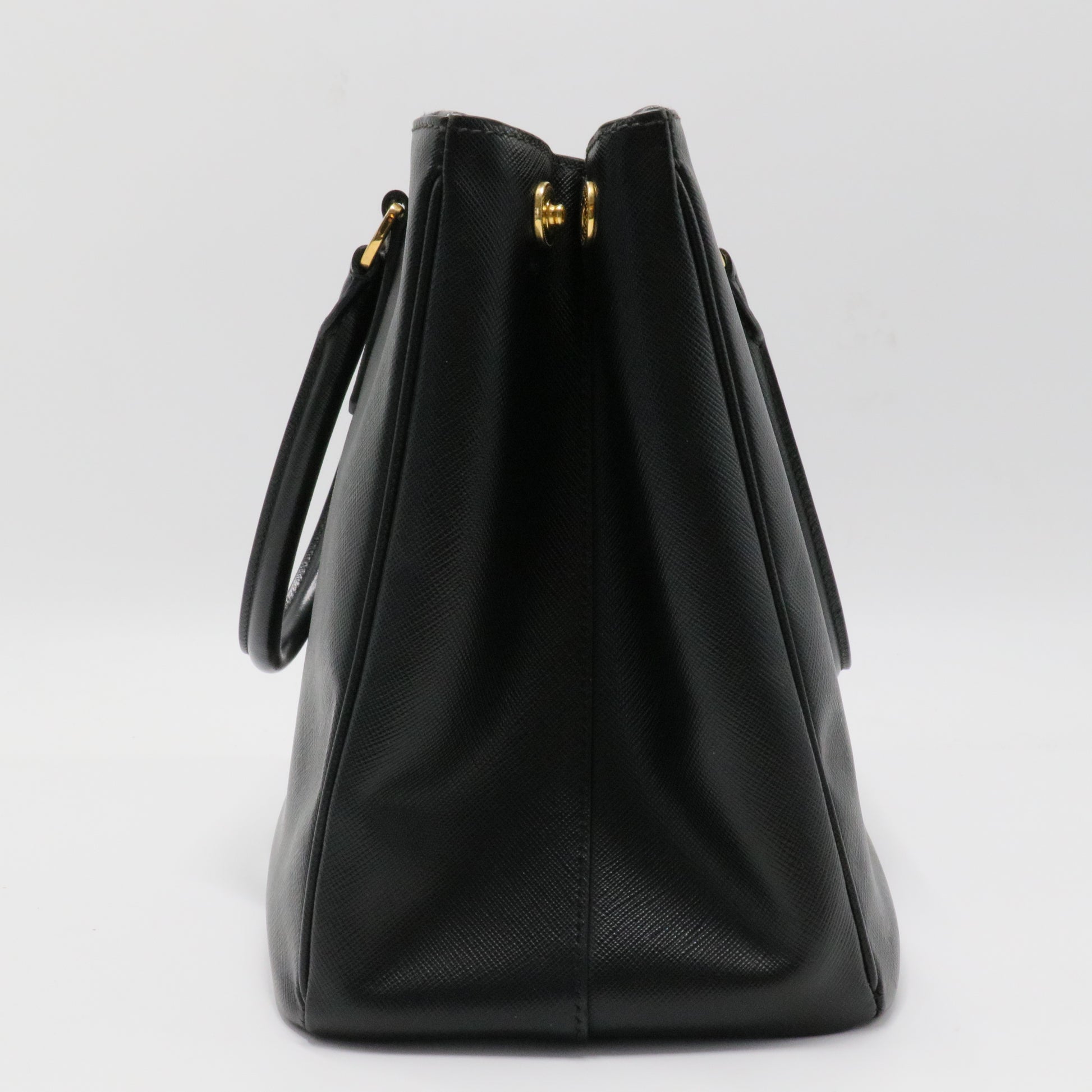 Saffiano Lux Leather Galleria Double Zip