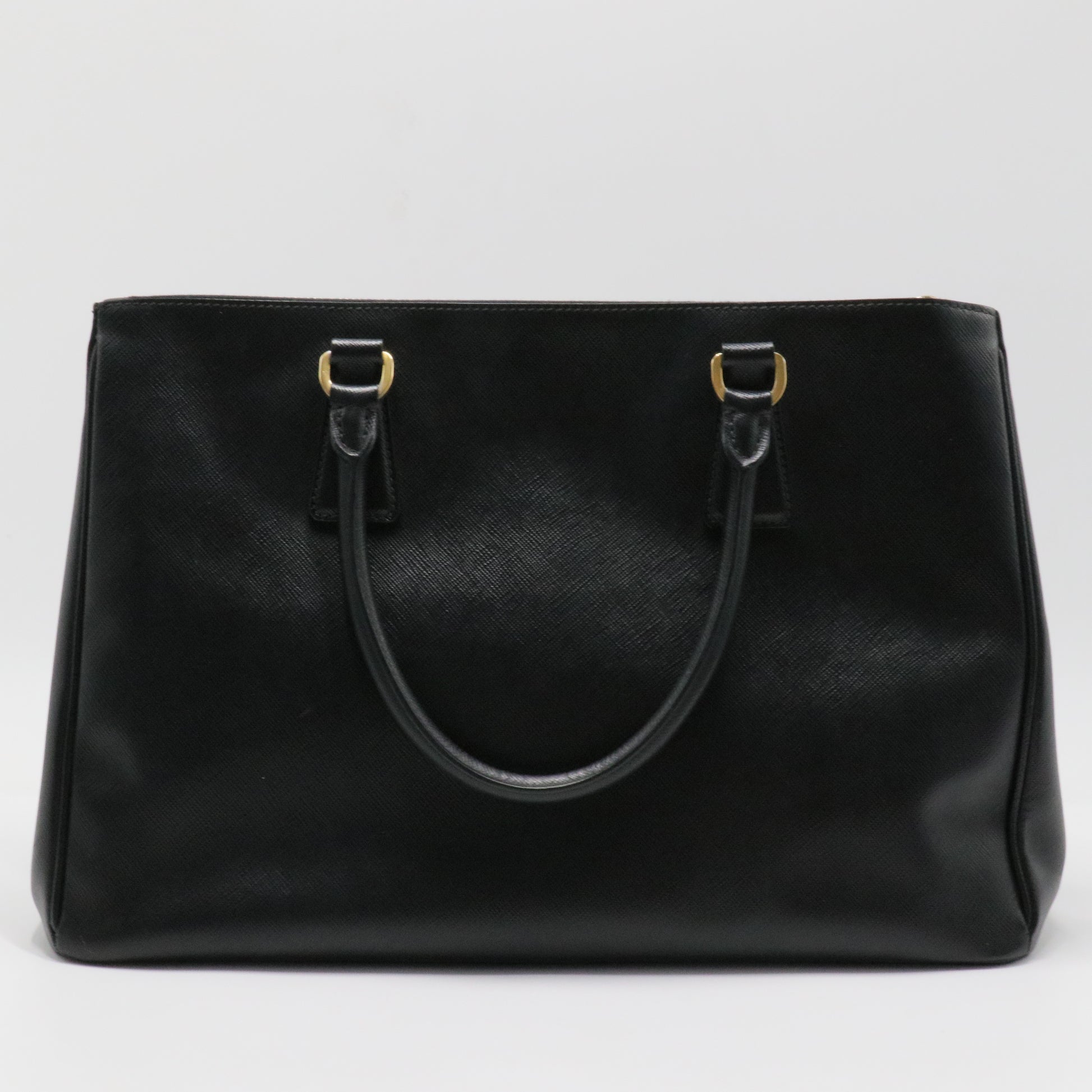 Saffiano Lux Leather Galleria Double Zip