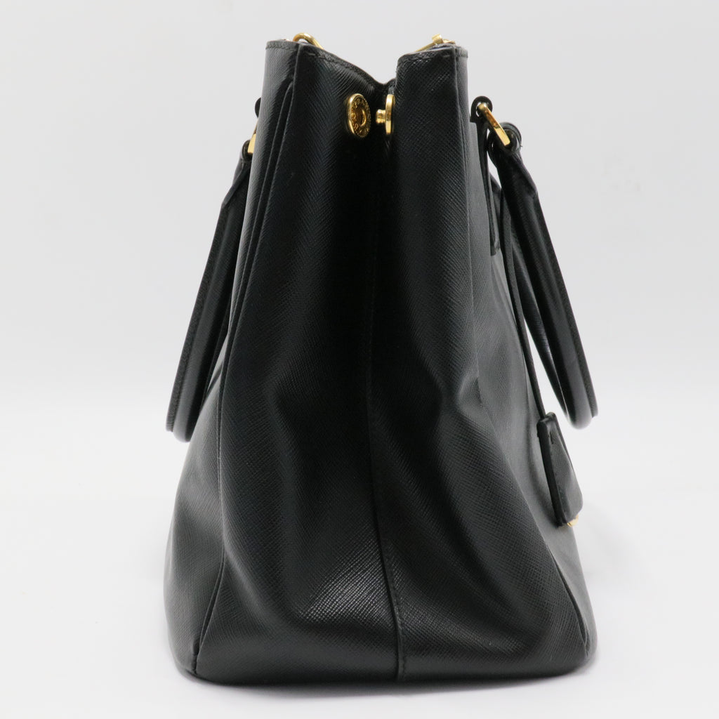 Saffiano Lux Leather Galleria Double Zip