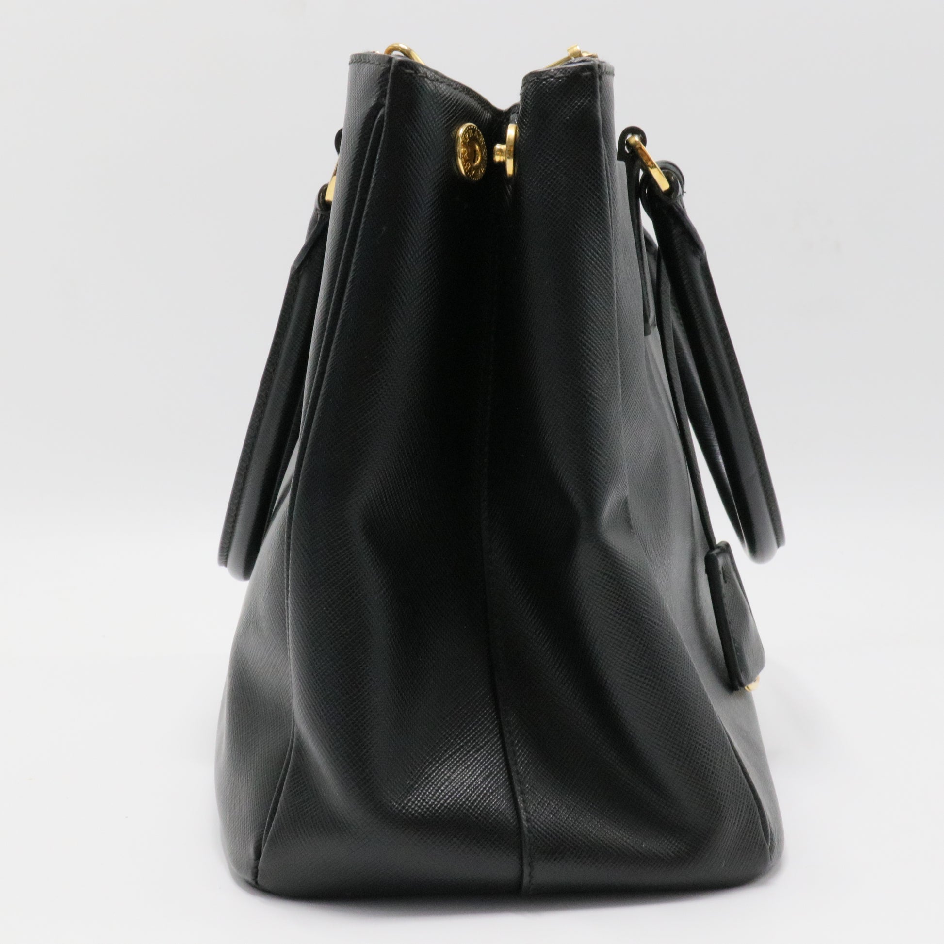 Saffiano Lux Leather Galleria Double Zip
