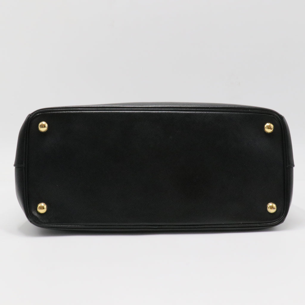 Saffiano Lux Leather Galleria Double Zip