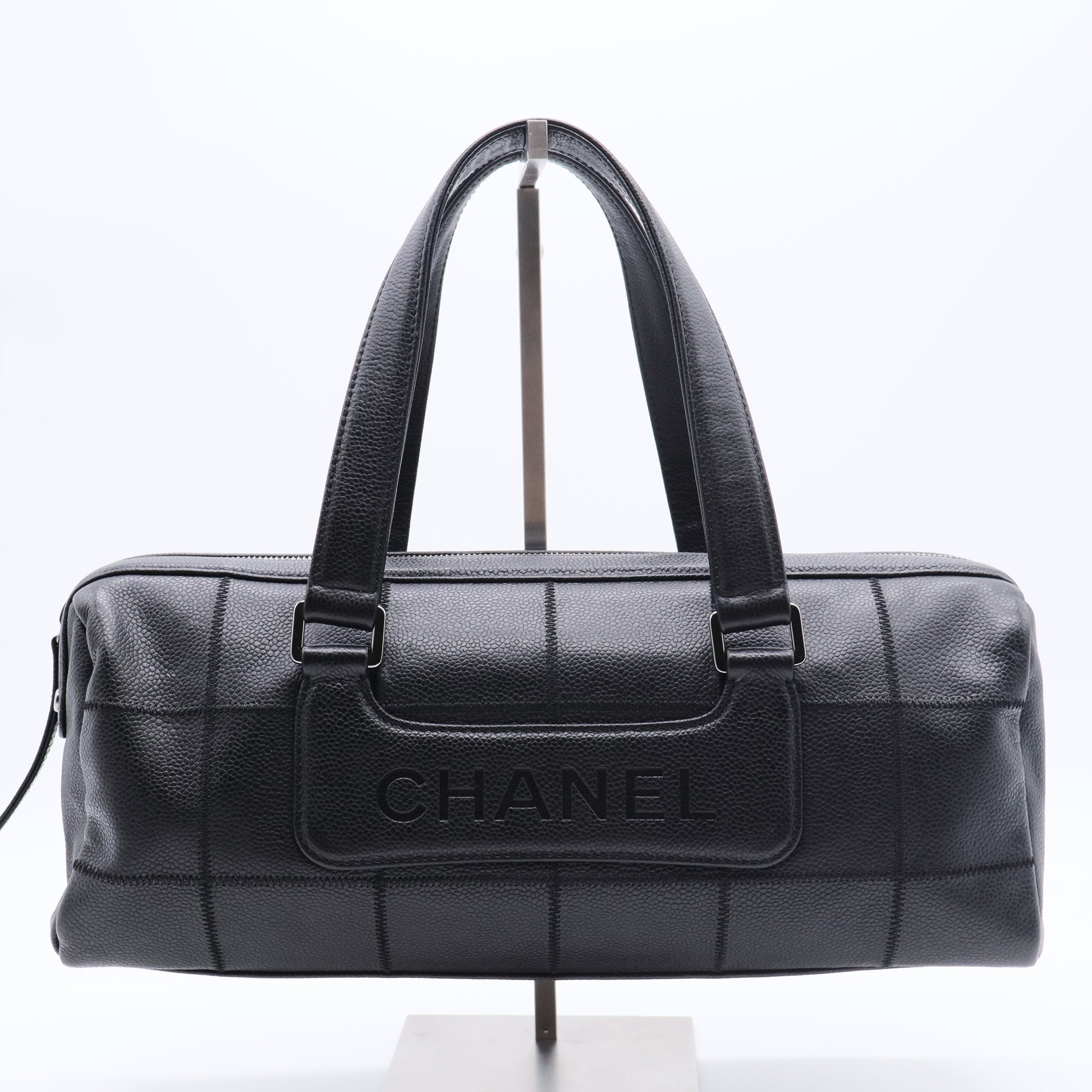 Caviar Square Stitched Tote Black twins