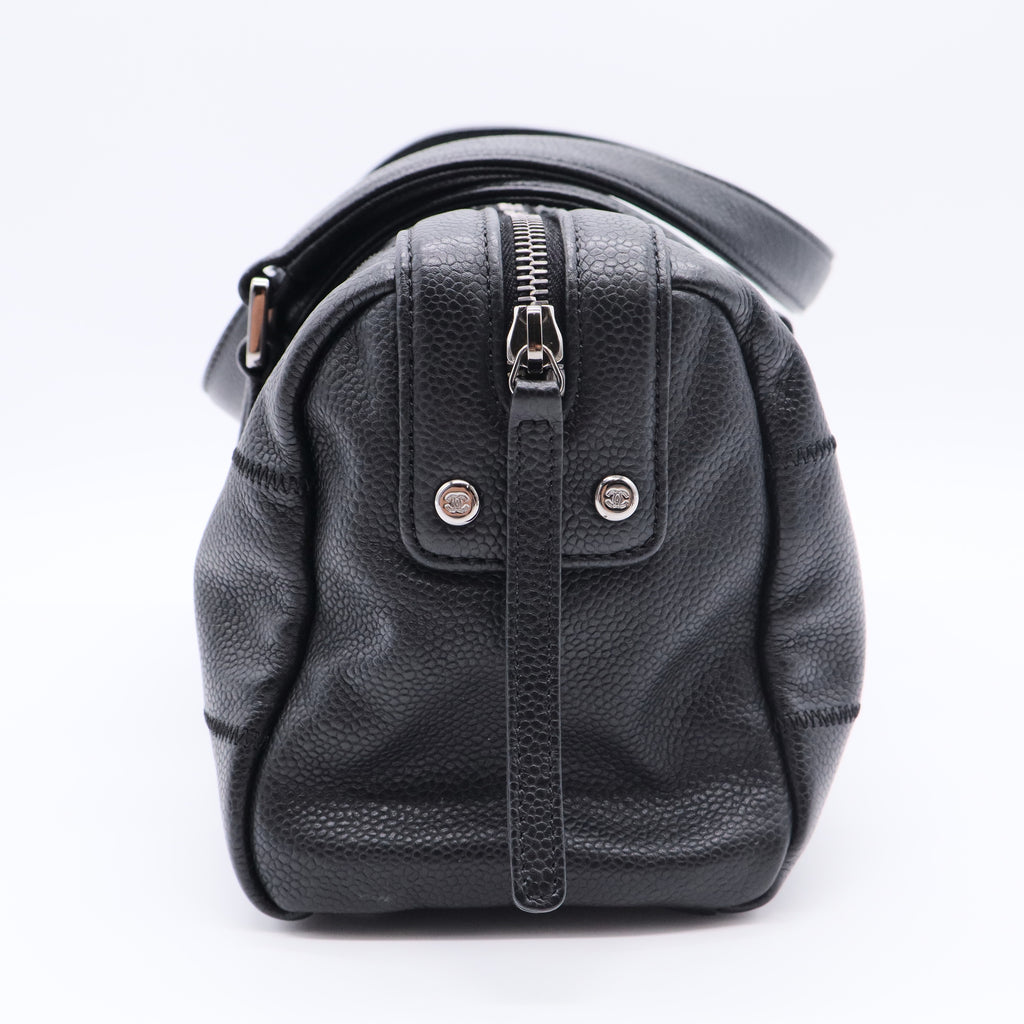 Caviar Square Stitched Tote Black twins