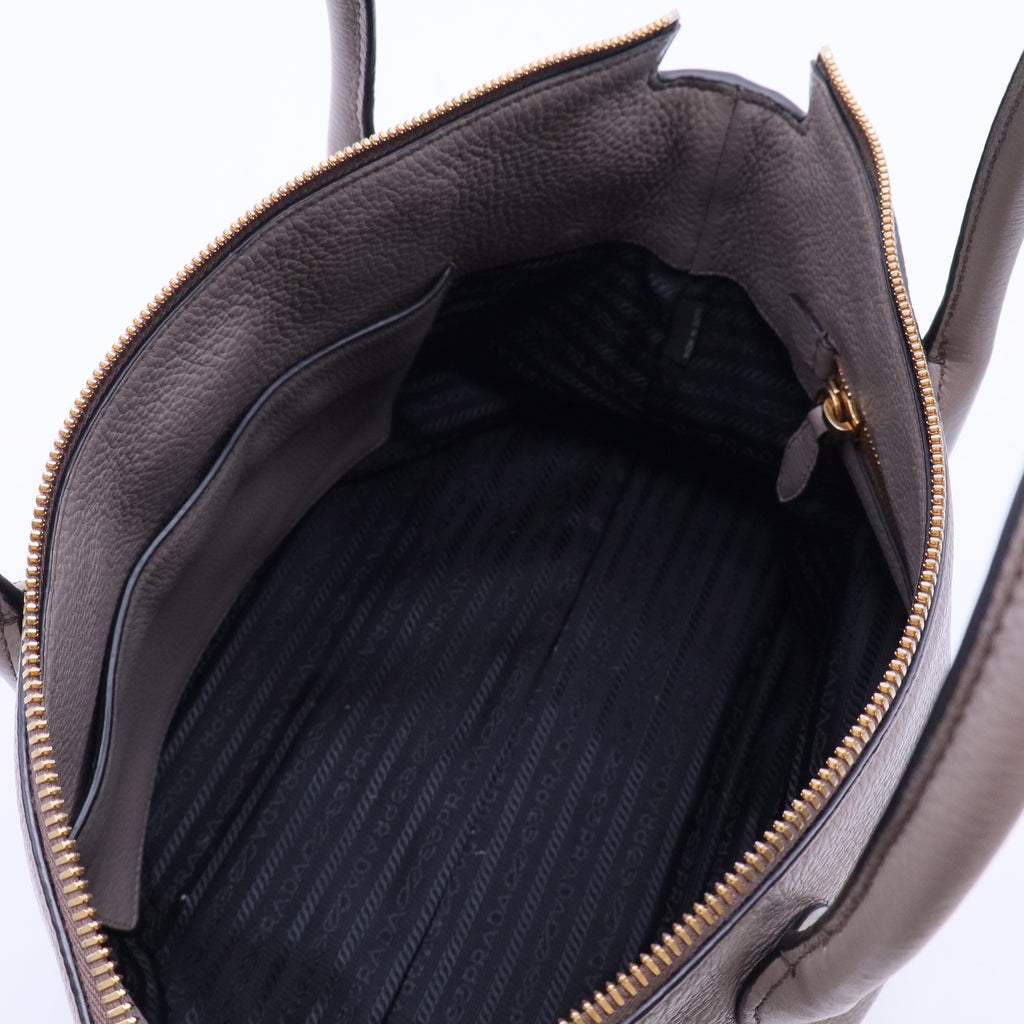 Dual Strap Zip Tote Vitello Daino Medium B20186