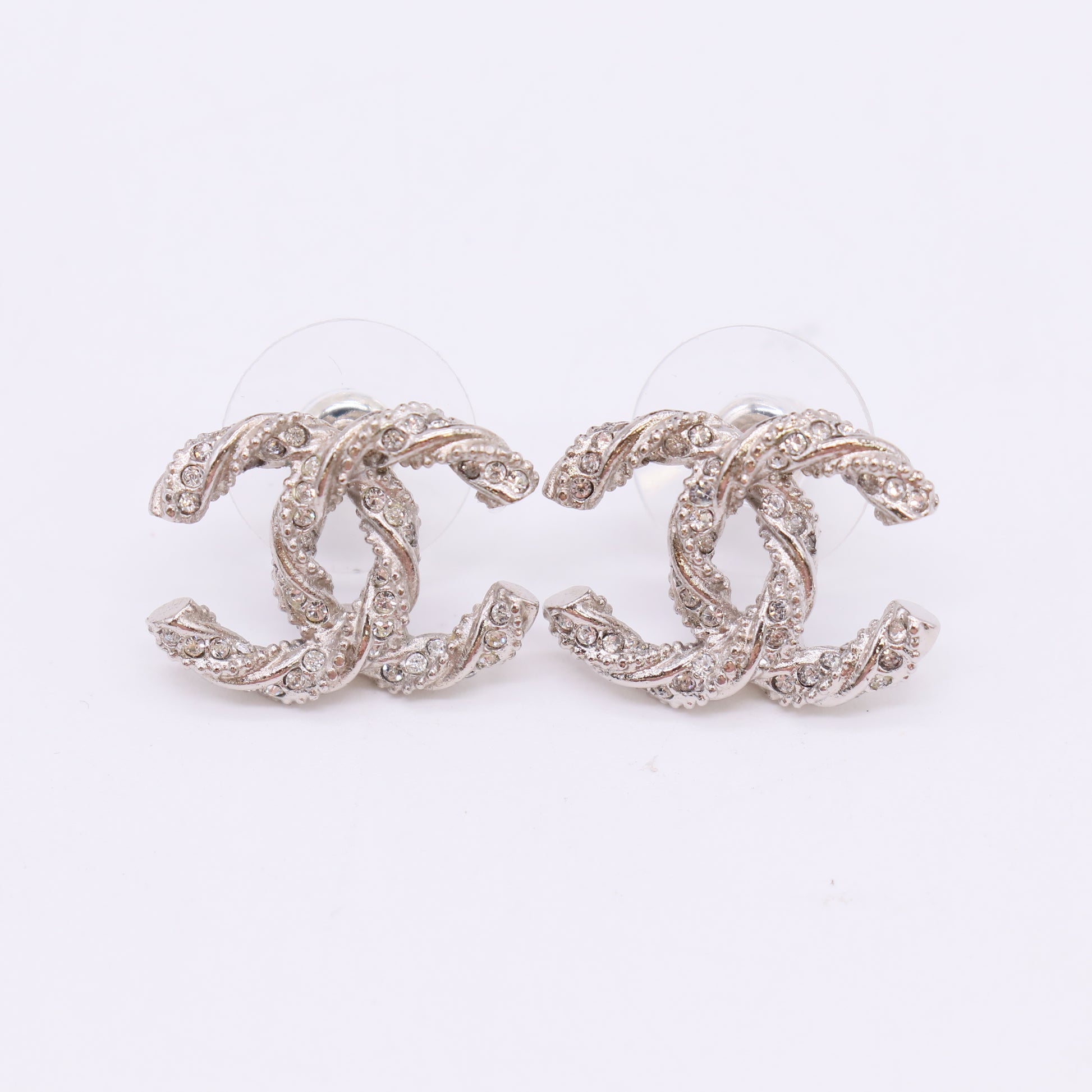 Twisted CC Earrings Silver W22987