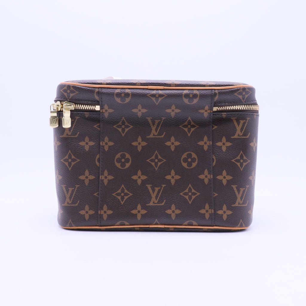 Nice leather vanity case B20111