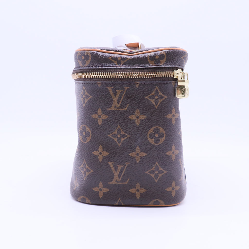 Nice leather vanity case B20111