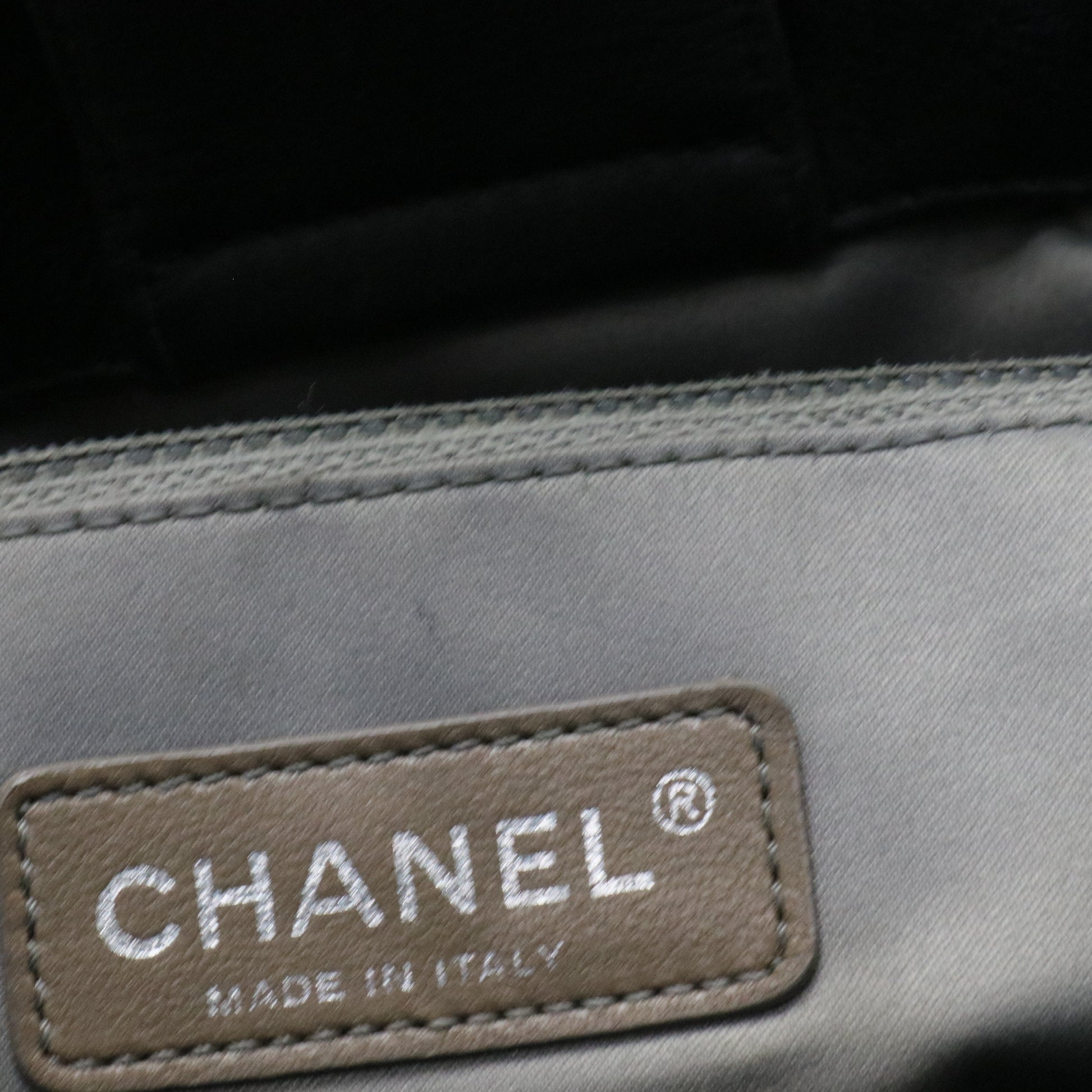 Black Vinyl CC Lipstick Tote Patent