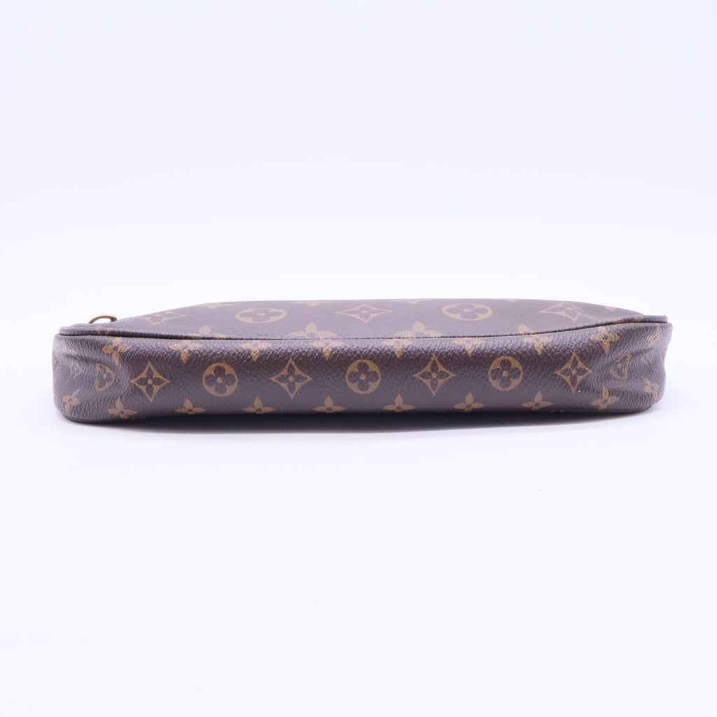 Monogram Multi-Pochette Accessories B20195