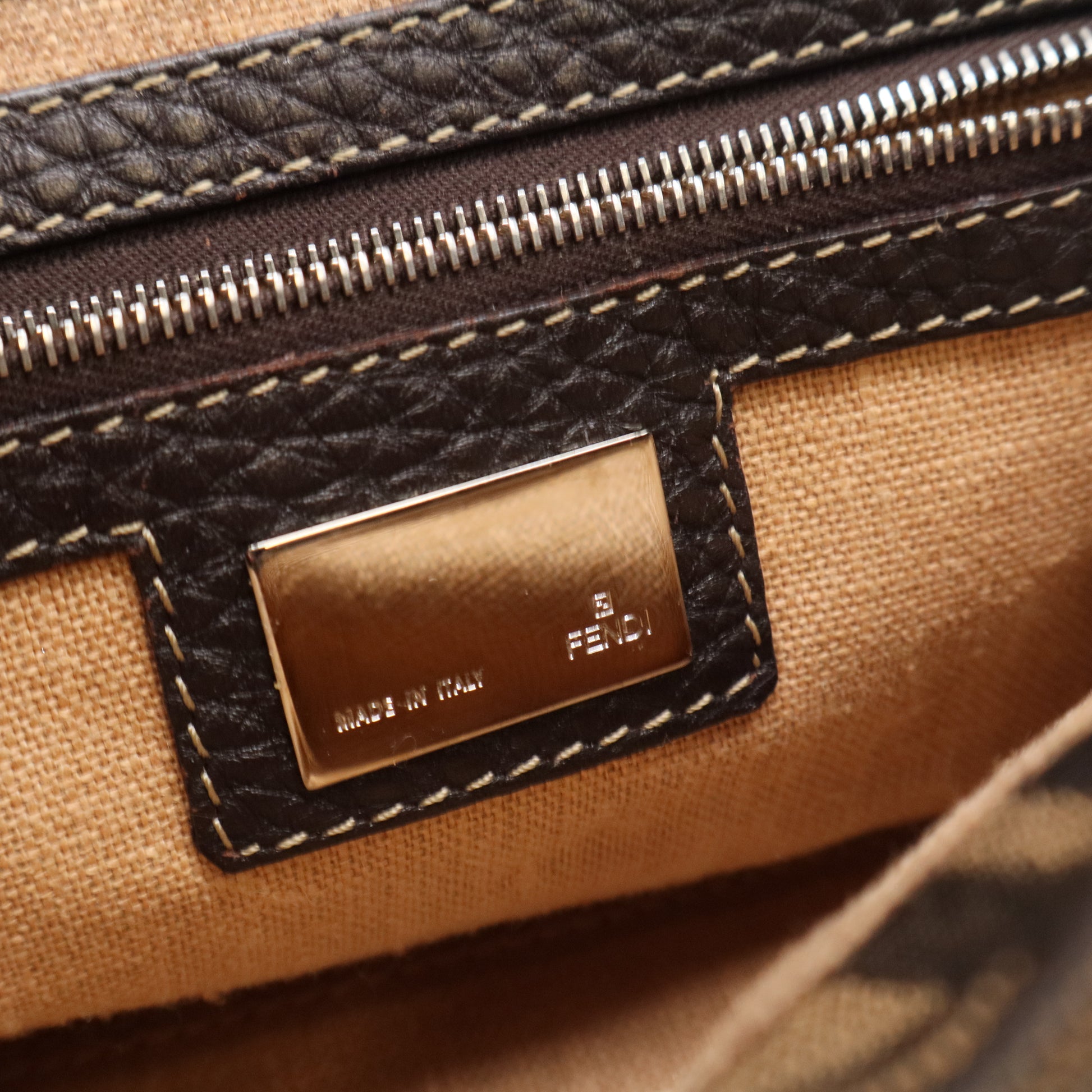 Zucca Cuoio Shoulder Bag Cipria