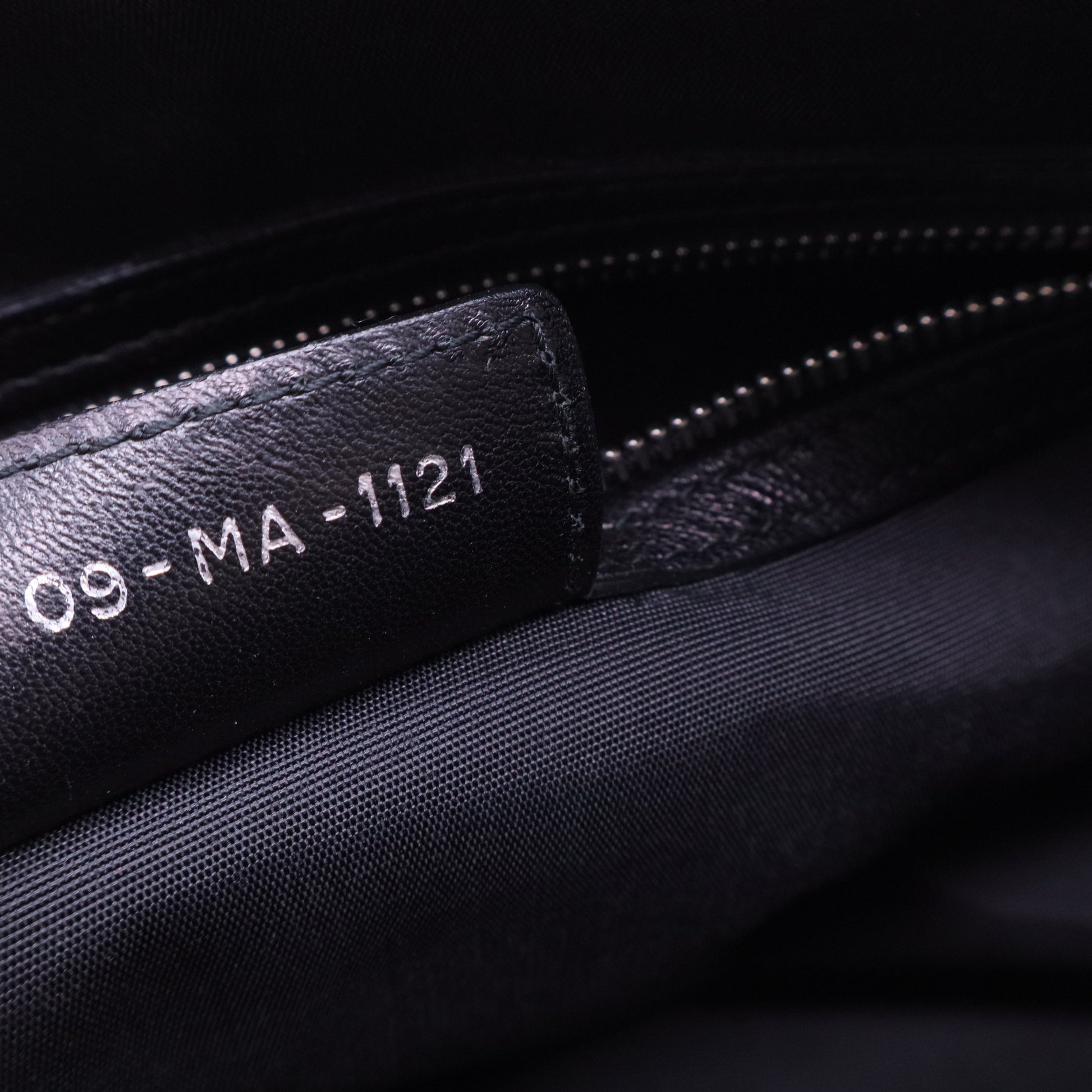 Medium Cannage Granville Tote B12269