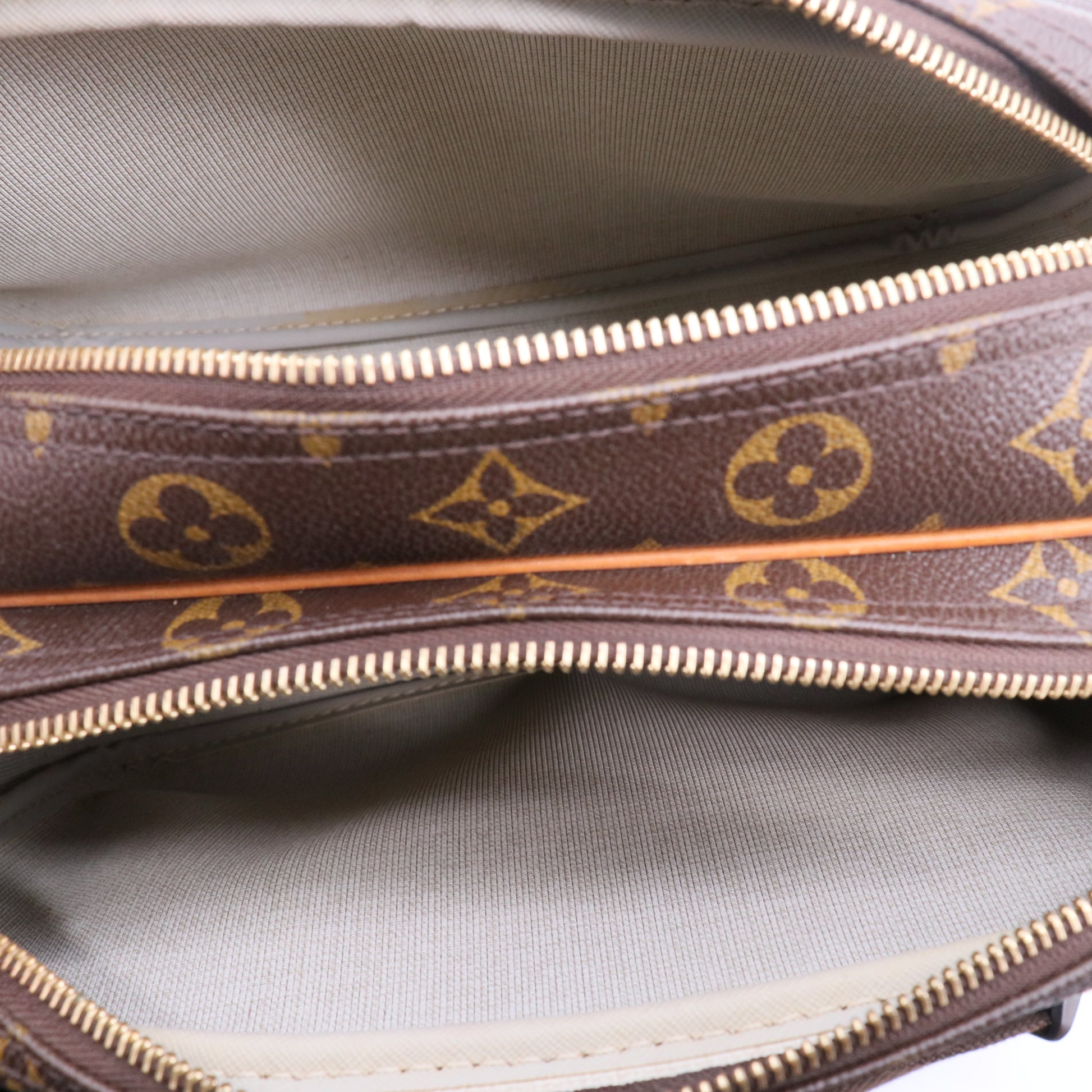 Louis Vuitton Monogram Canvas Reporter Bag Twins B7027