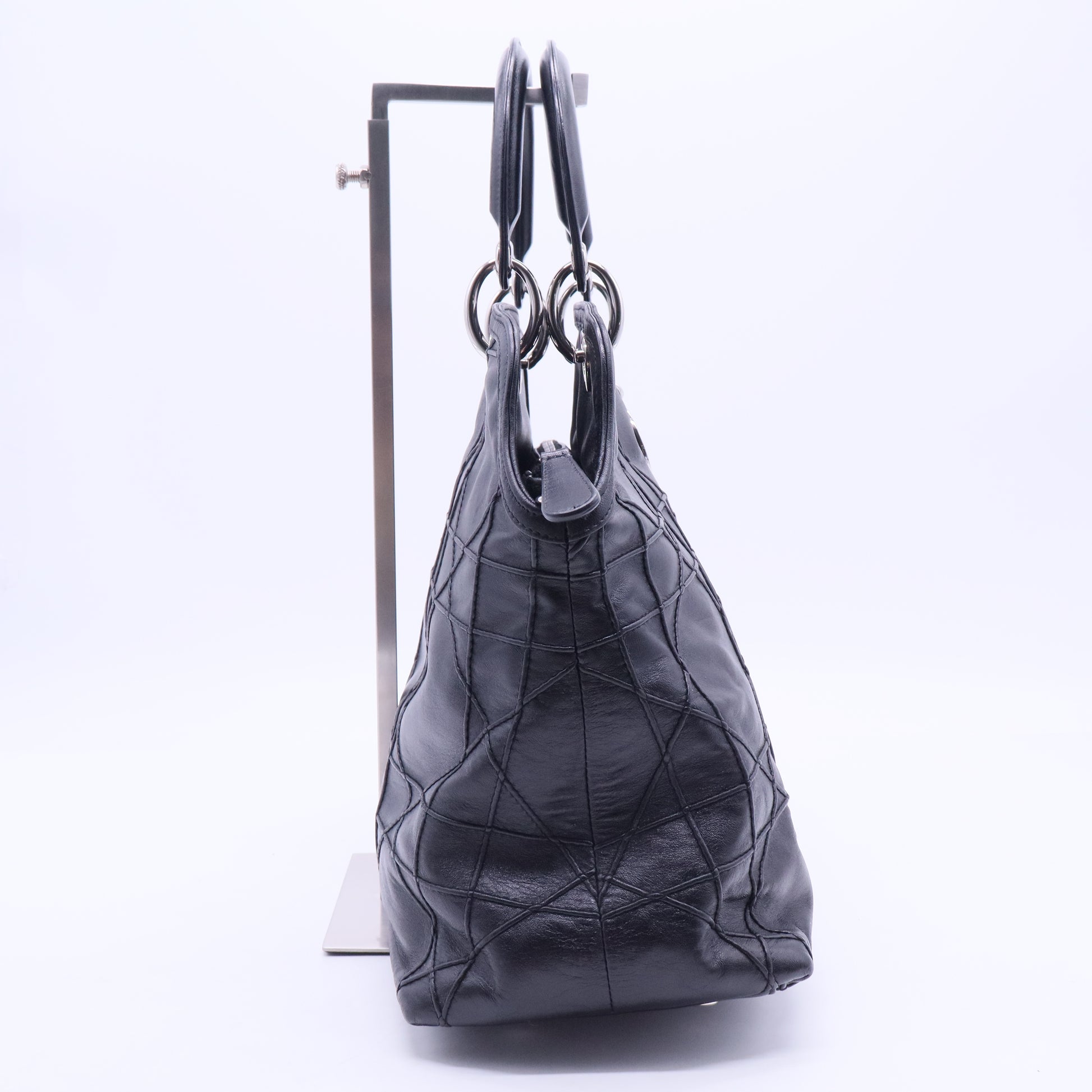 Medium Cannage Granville Tote B12269