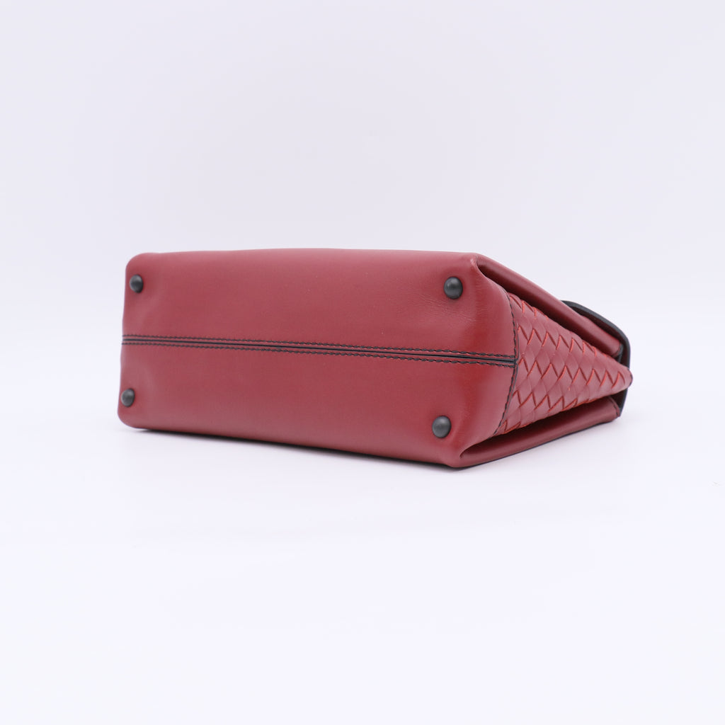 Piazza Top Handle Bag Leather with Intrecciato Detail Medium Twins LDZ354