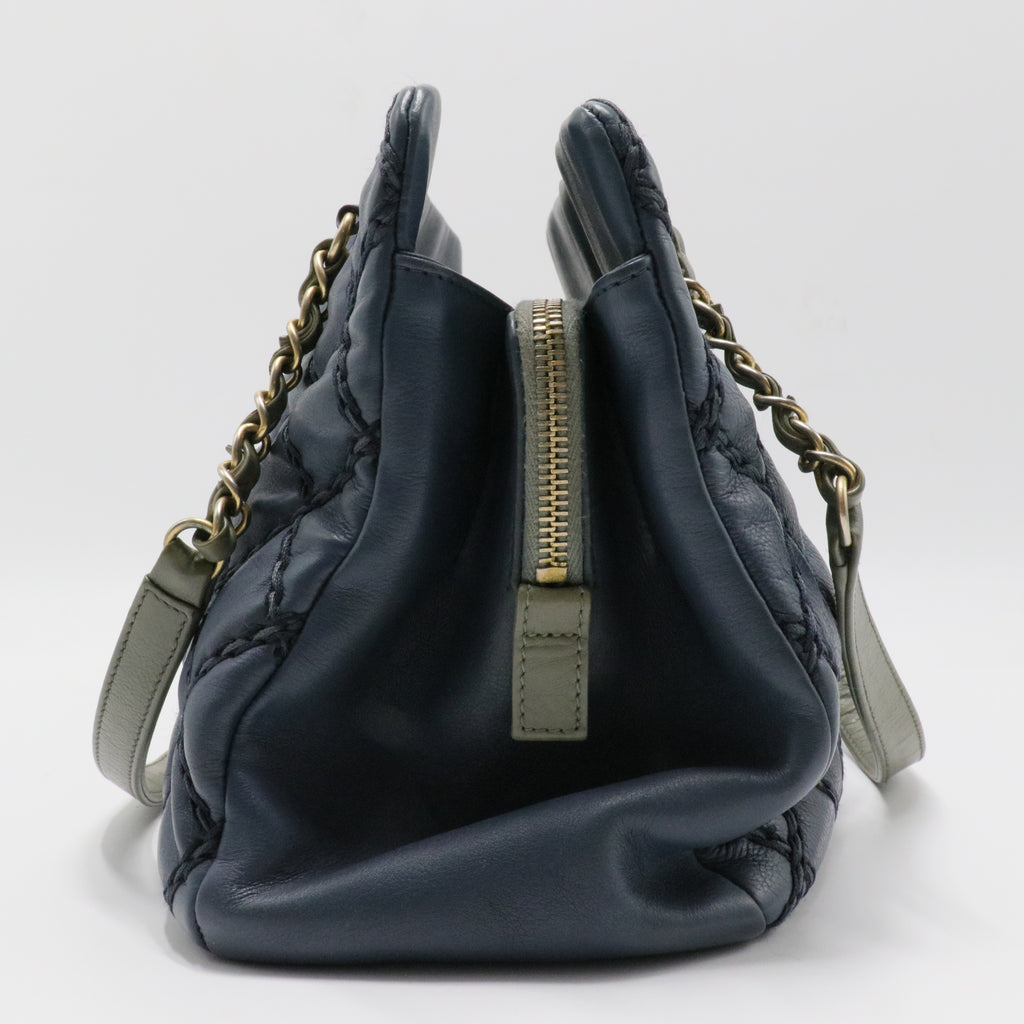 CC Crown Tote Stiched Leather Medium